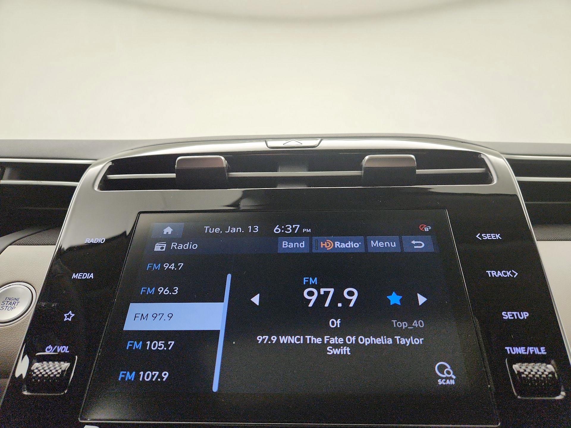 Thumbnail: 2022 Hyundai Tucson - 15