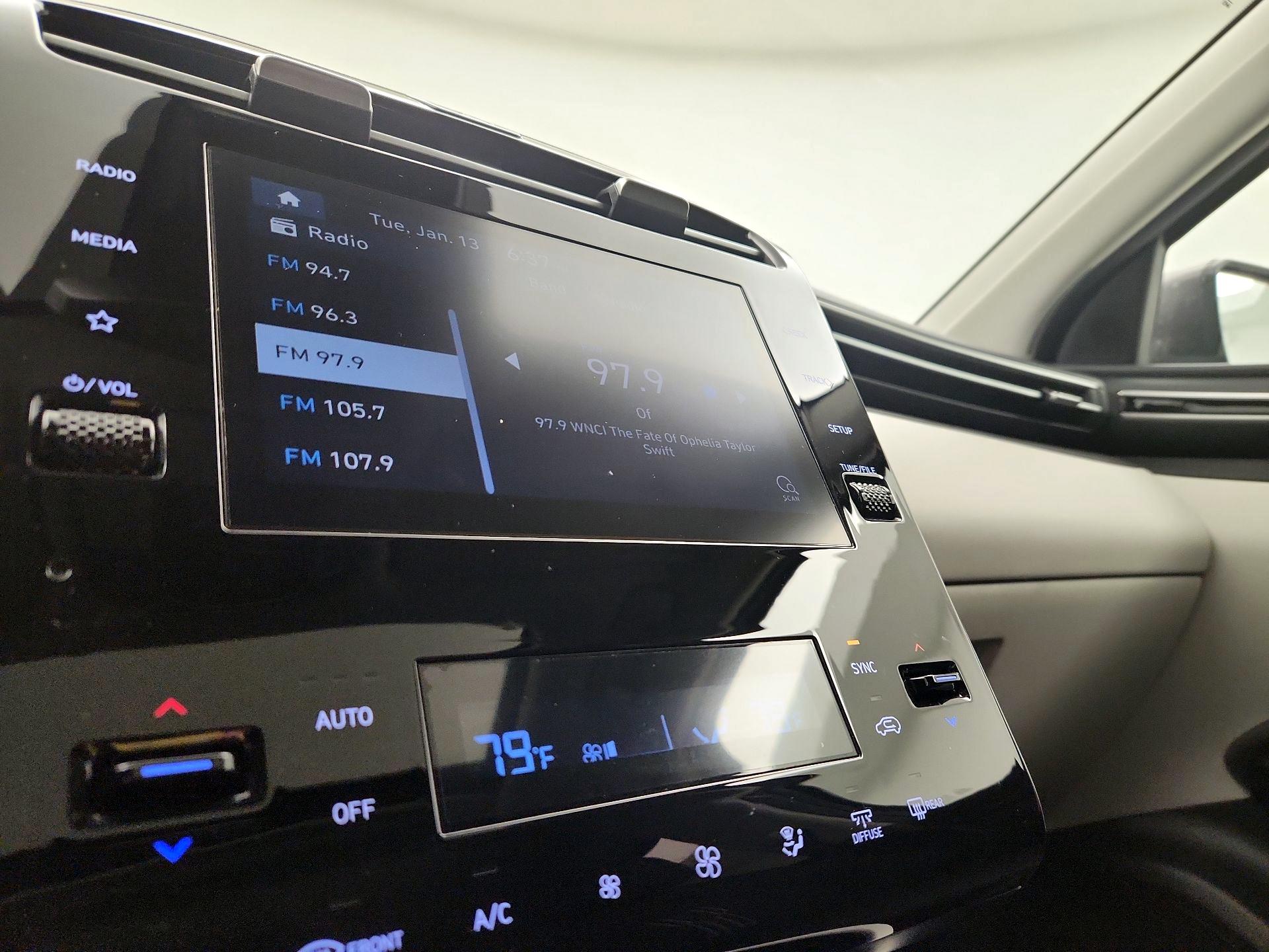 Thumbnail: 2022 Hyundai Tucson - 16