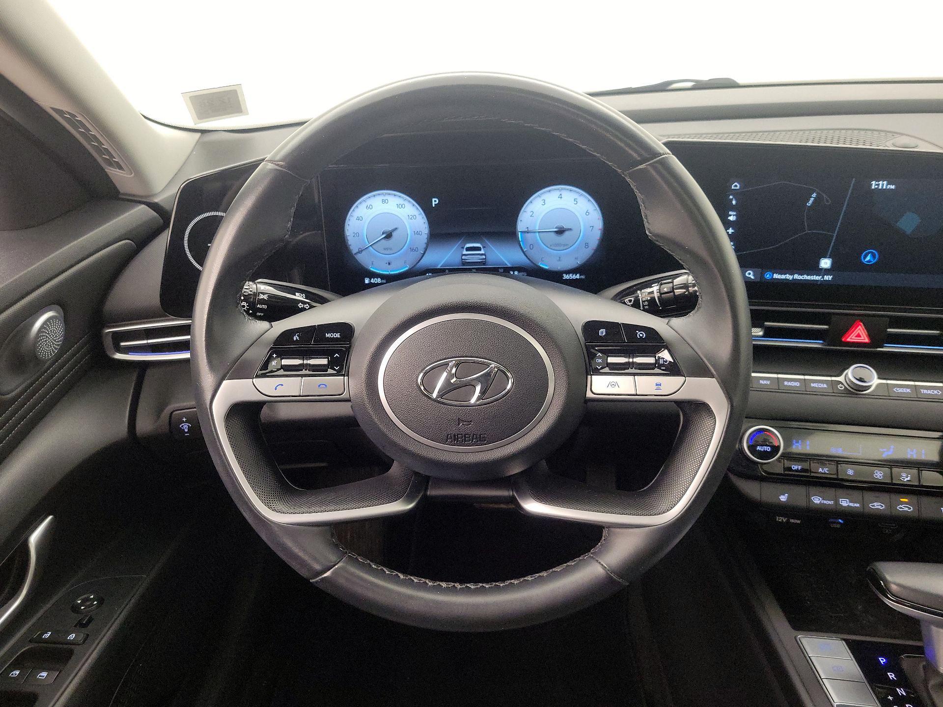 Thumbnail: 2023 Hyundai Elantra - 10