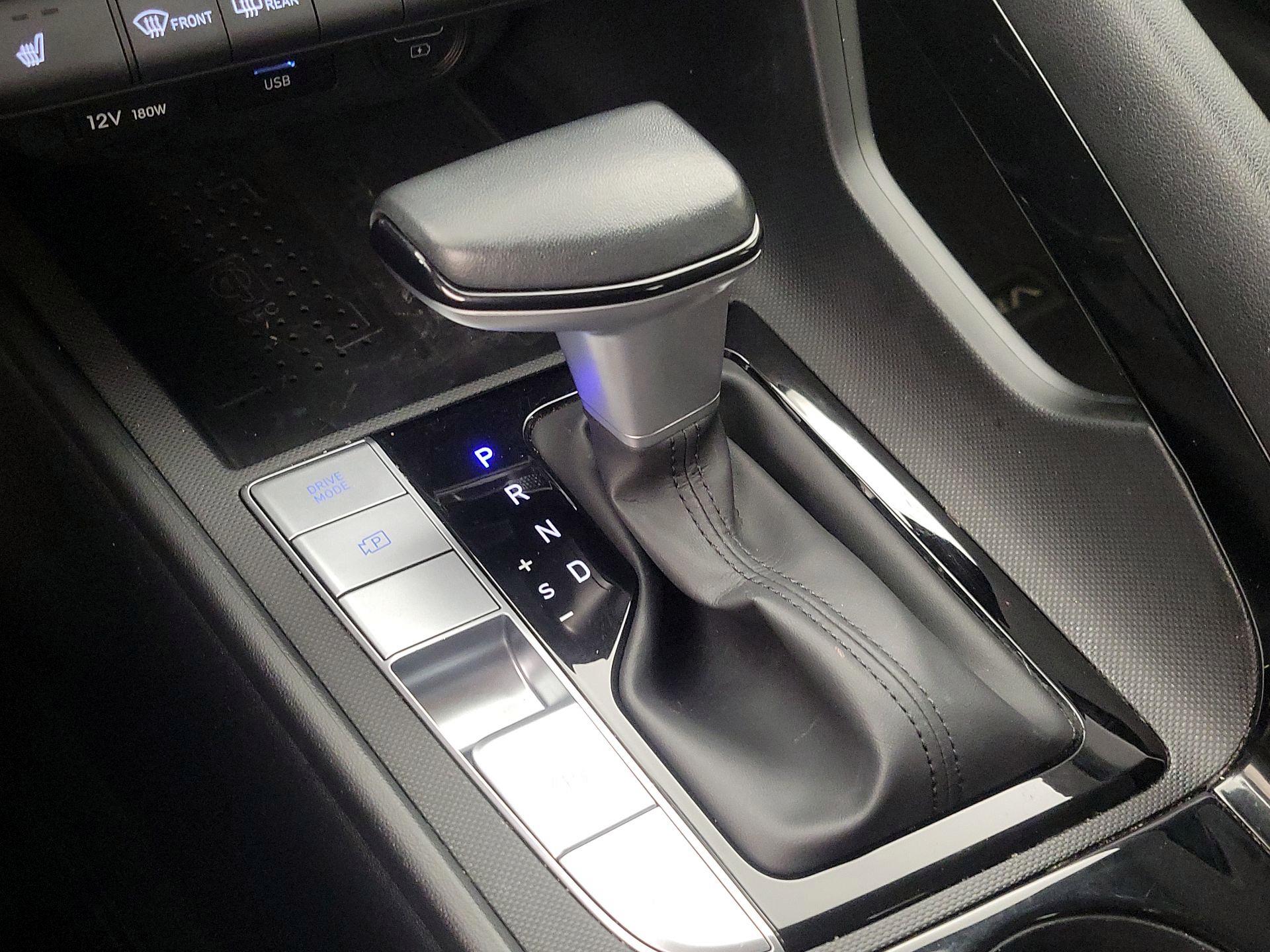 Thumbnail: 2023 Hyundai Elantra - 18