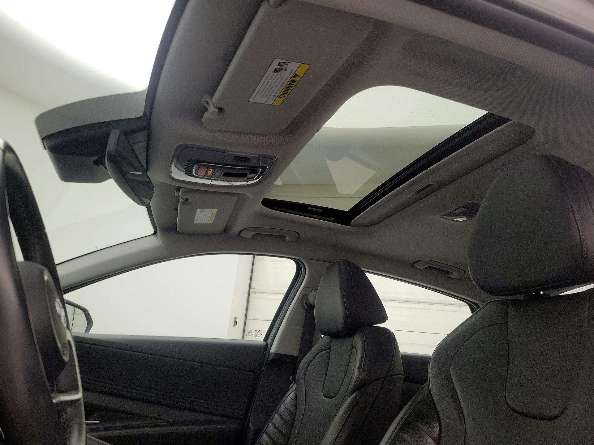 Thumbnail: 2023 Hyundai Elantra - 20