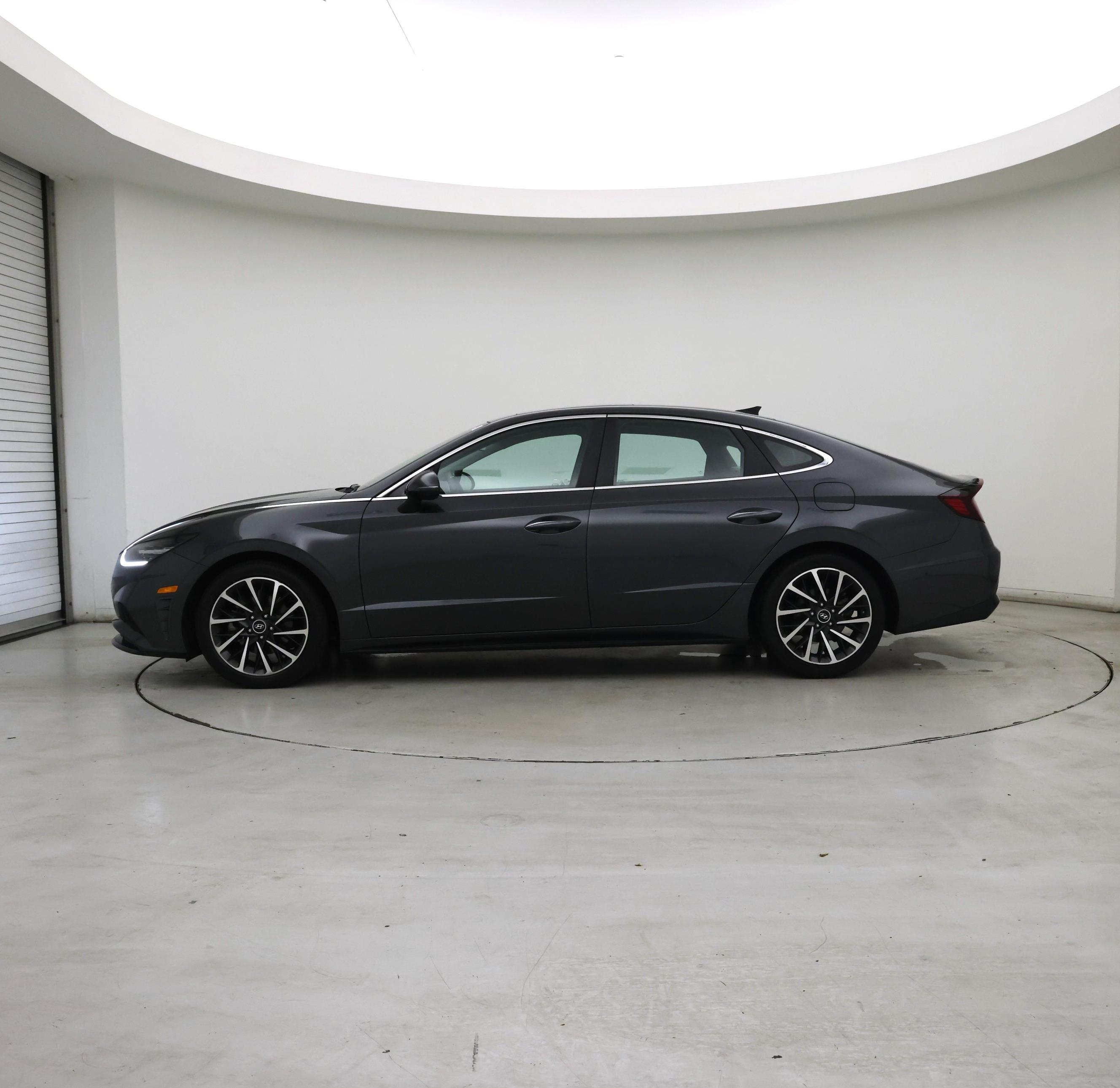 Thumbnail: 2023 Hyundai Sonata - 3