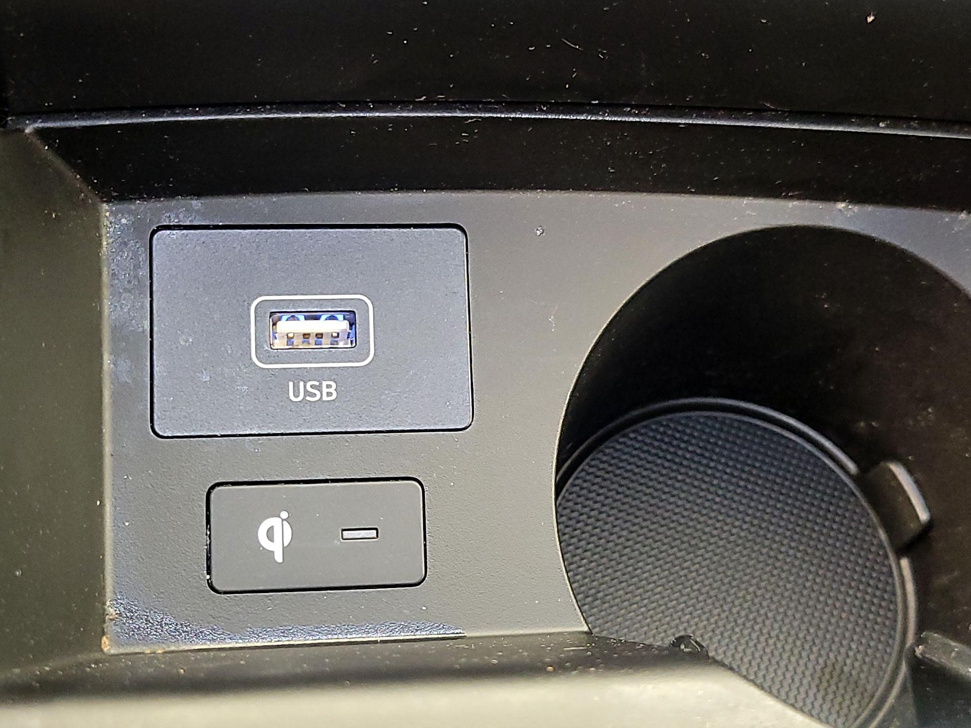 Thumbnail: 2023 Hyundai Santa Fe - 19