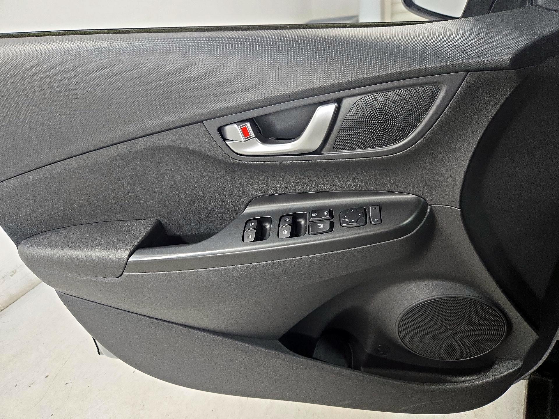 Thumbnail: 2023 Hyundai Kona - 12