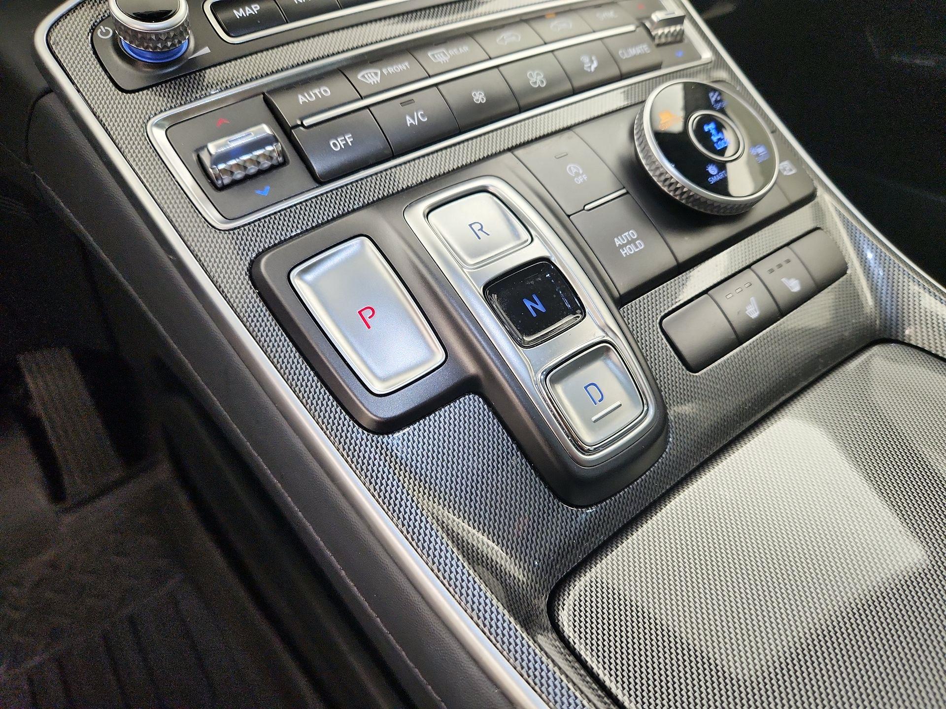 Thumbnail: 2023 Hyundai Santa Fe - 18