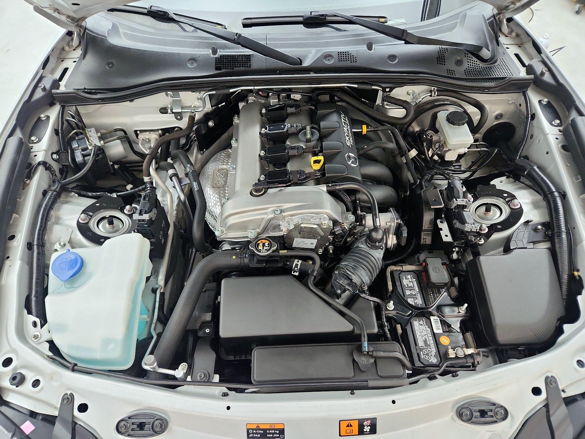 Thumbnail: 2019 Mazda MX-5 Miata - 20