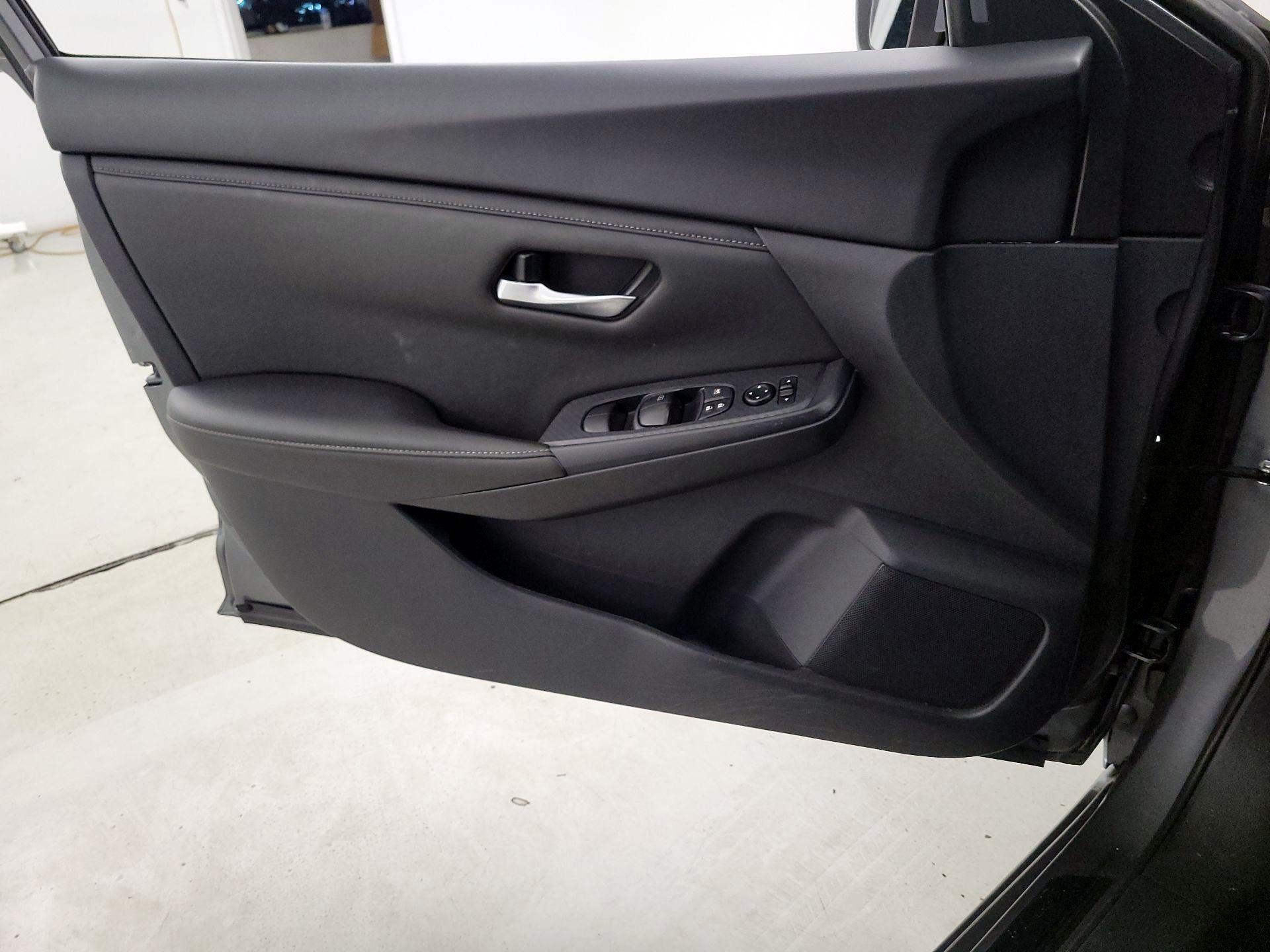 Thumbnail: 2024 Nissan Sentra - 12