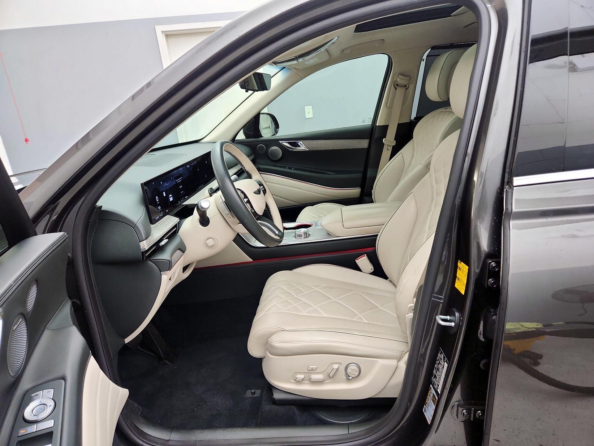 Thumbnail: 2025 Genesis GV80 - 11