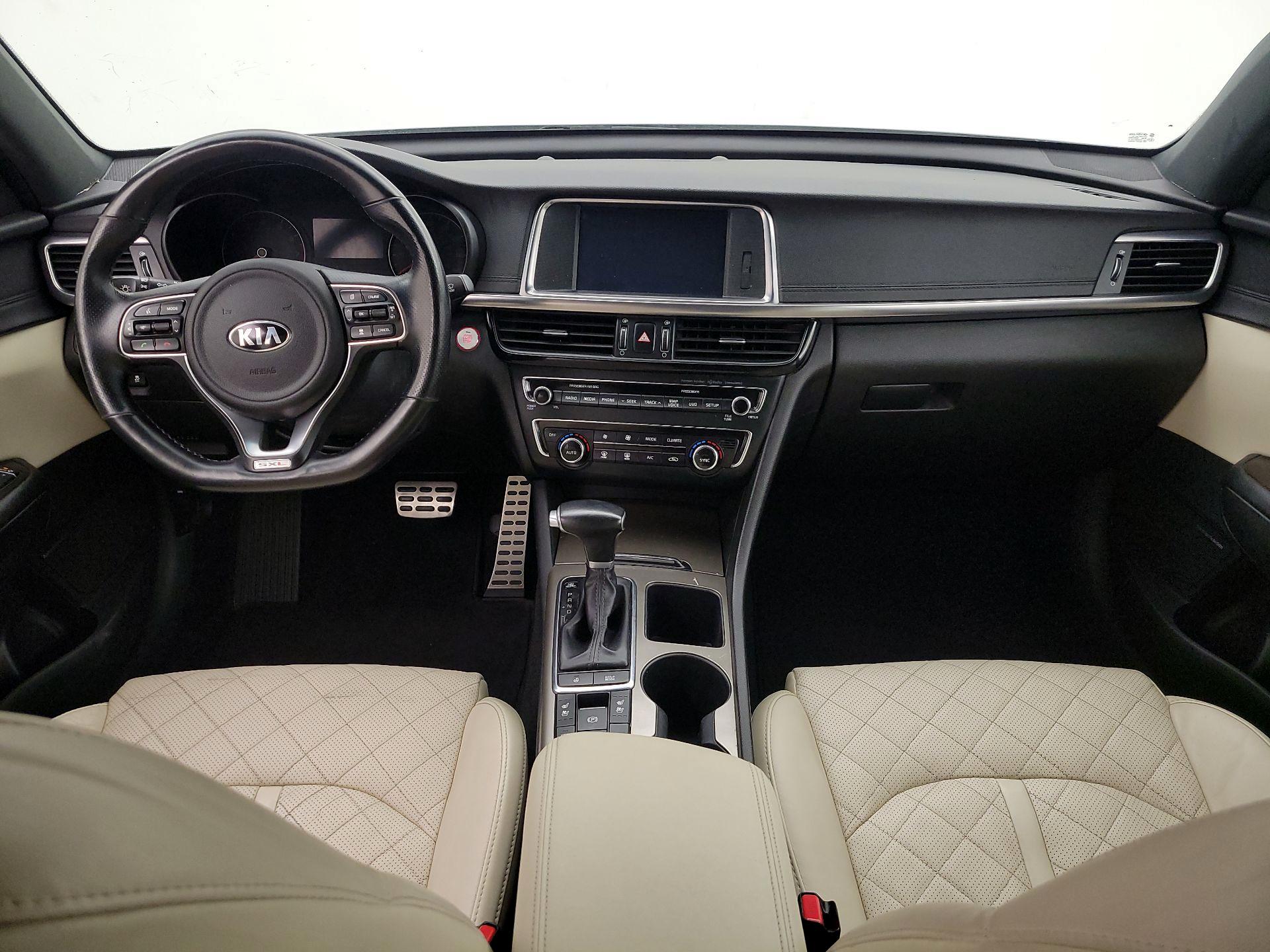 Thumbnail: 2016 Kia Optima - 9