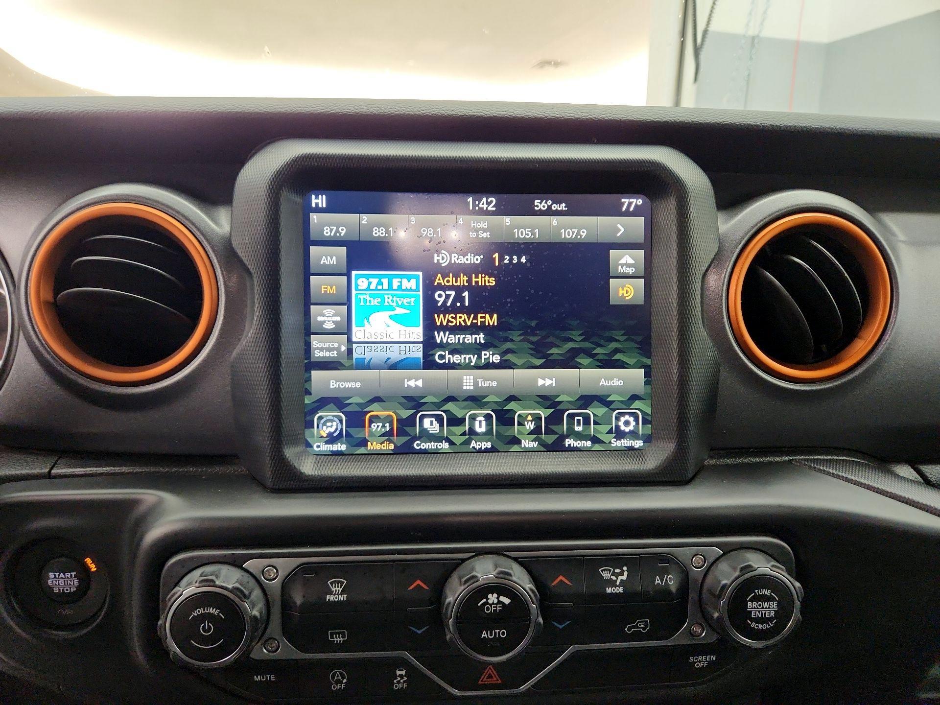 Thumbnail: 2021 Jeep Gladiator - 15