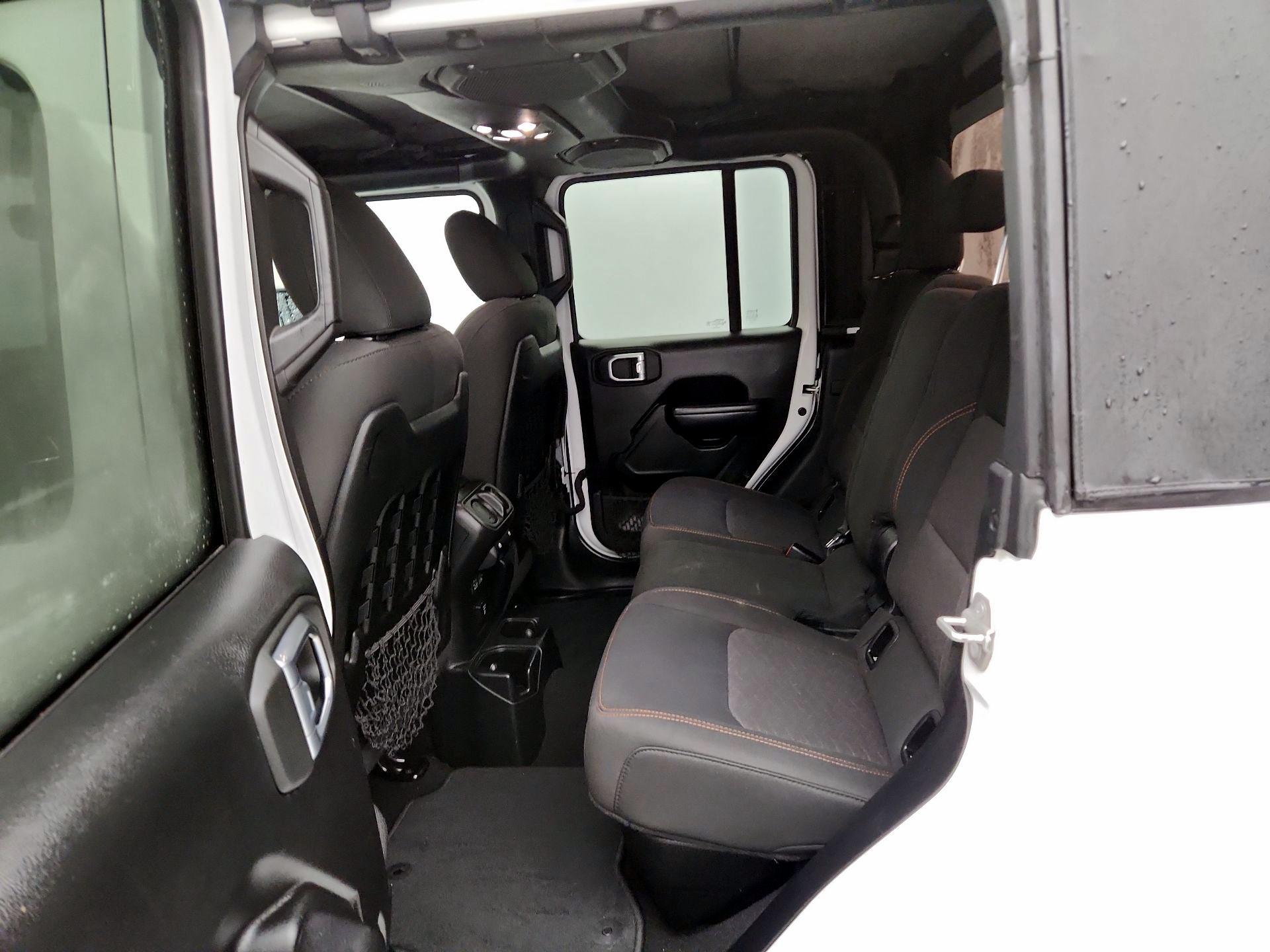 Thumbnail: 2021 Jeep Gladiator - 19