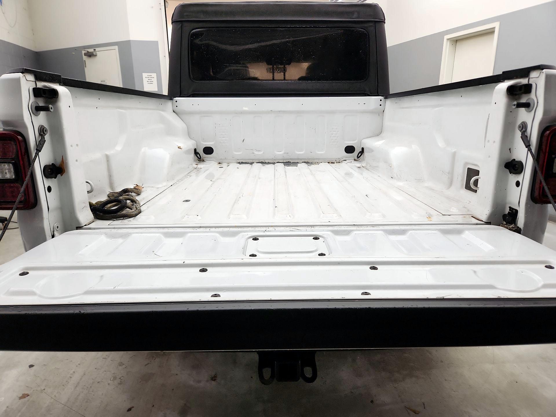 Thumbnail: 2021 Jeep Gladiator - 20