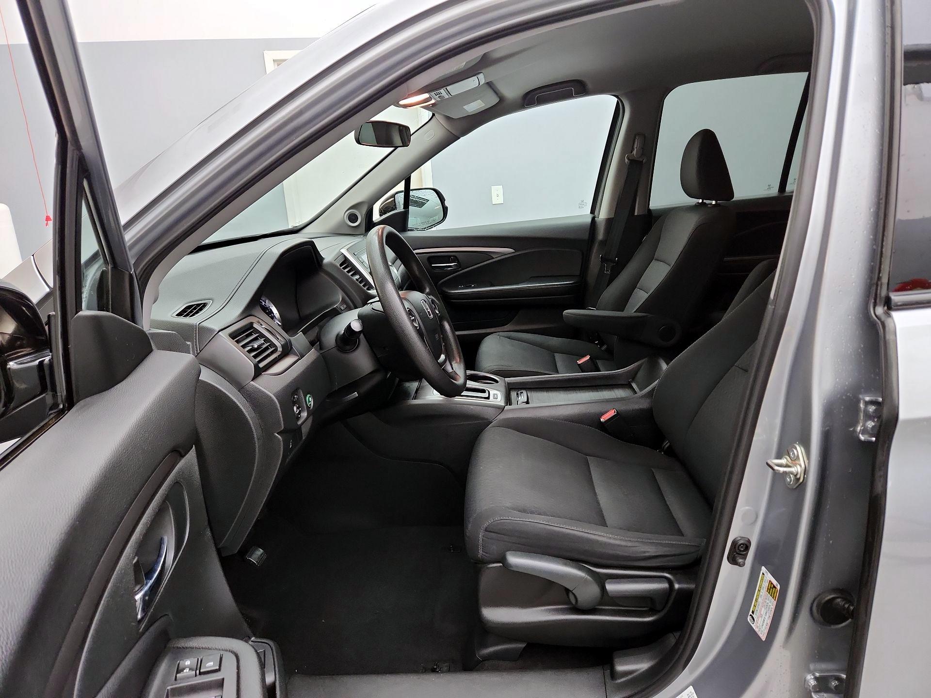 Thumbnail: 2019 Honda Ridgeline - 11