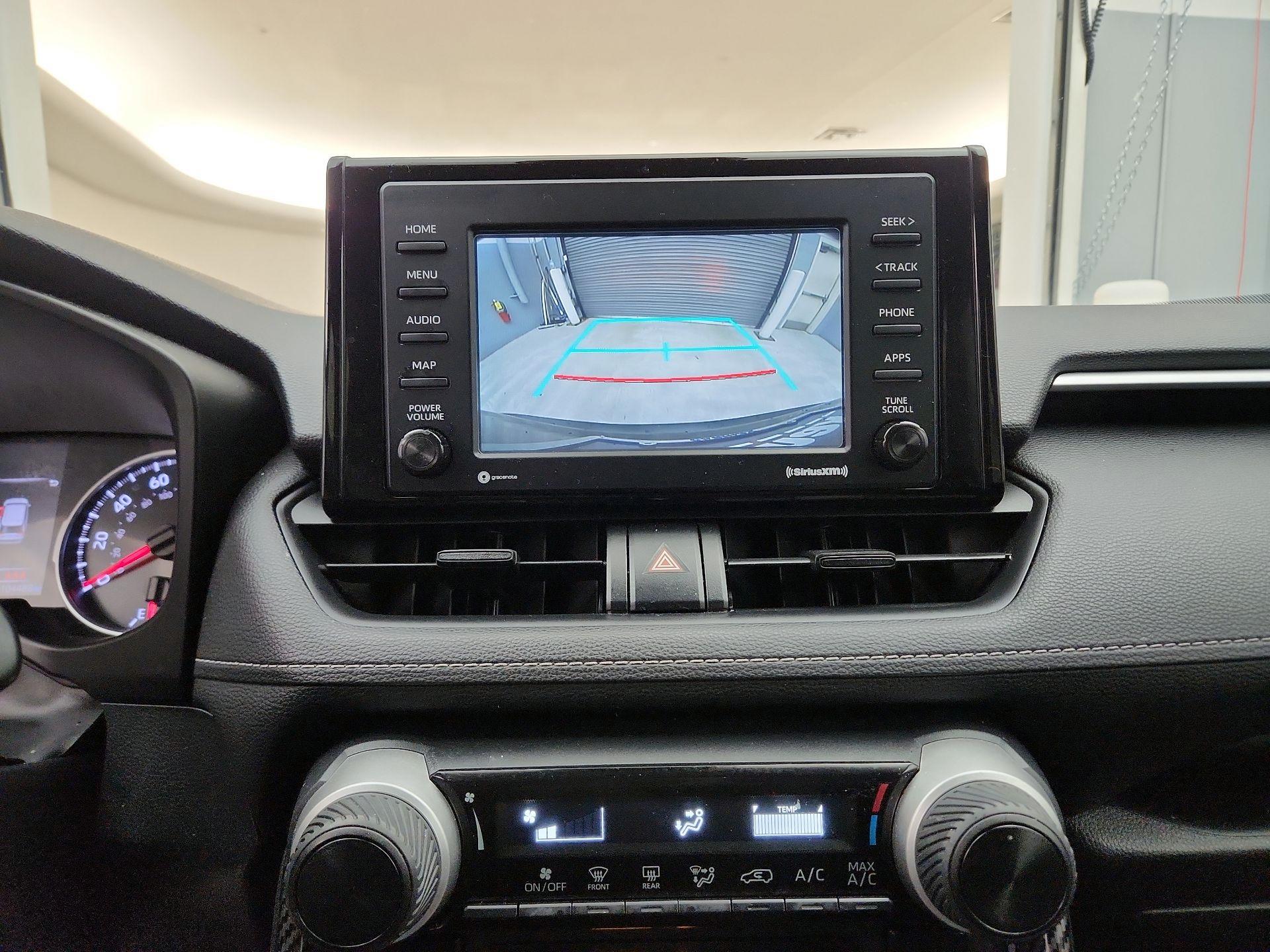 Thumbnail: 2020 Toyota RAV4 - 14