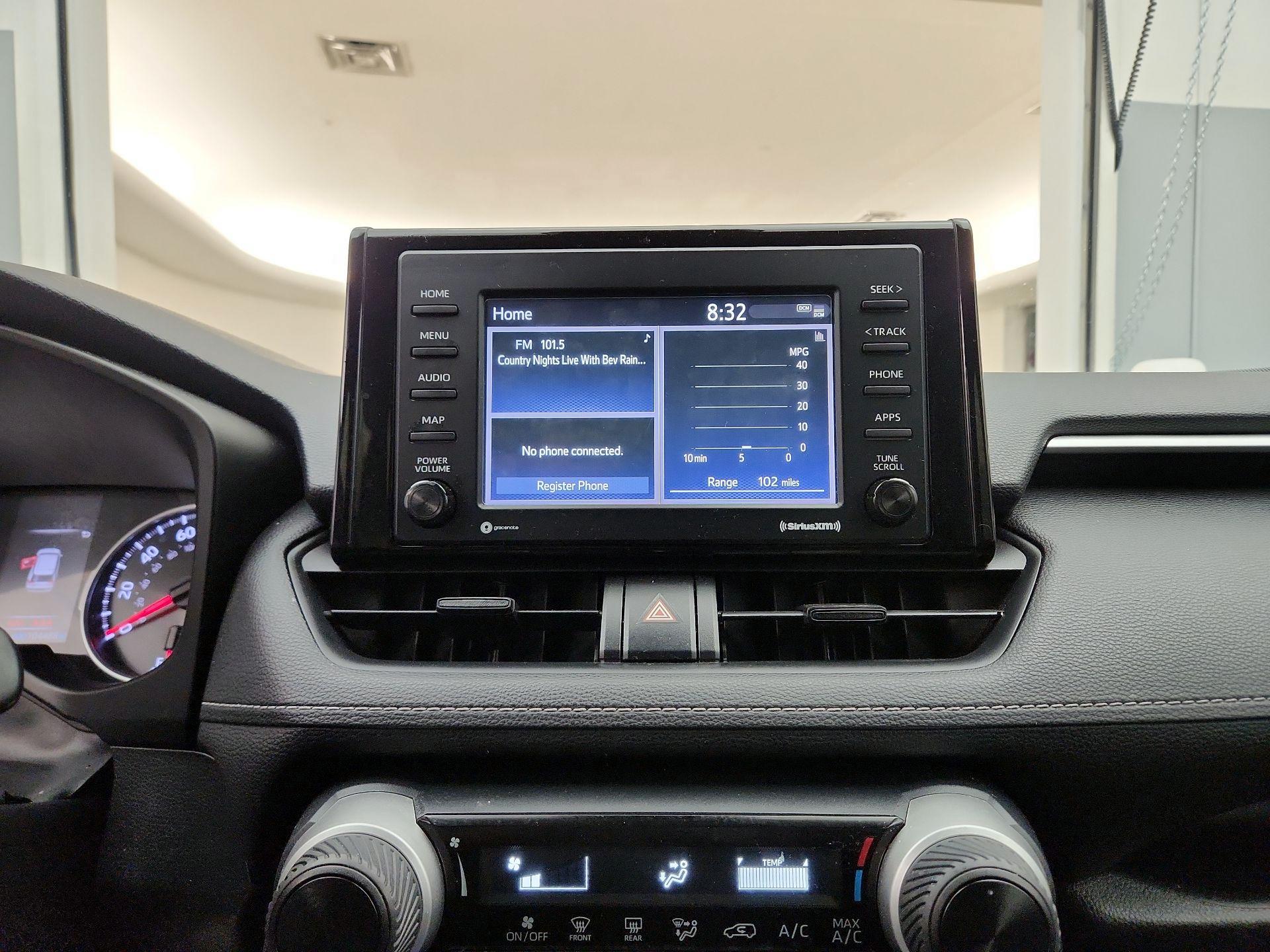 Thumbnail: 2020 Toyota RAV4 - 15