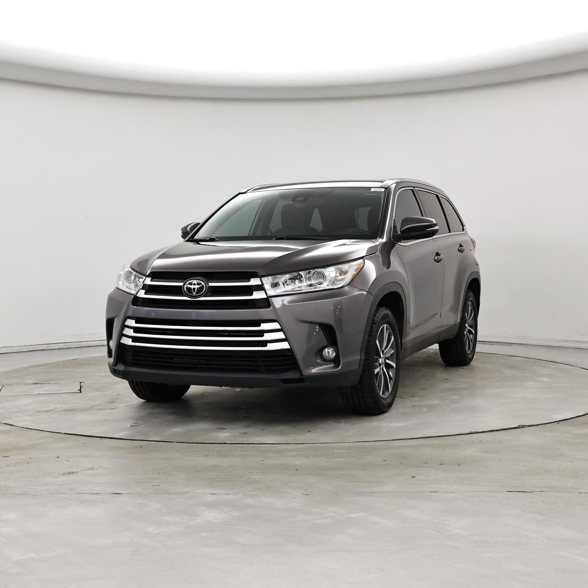 Thumbnail: 2019 Toyota Highlander - 4
