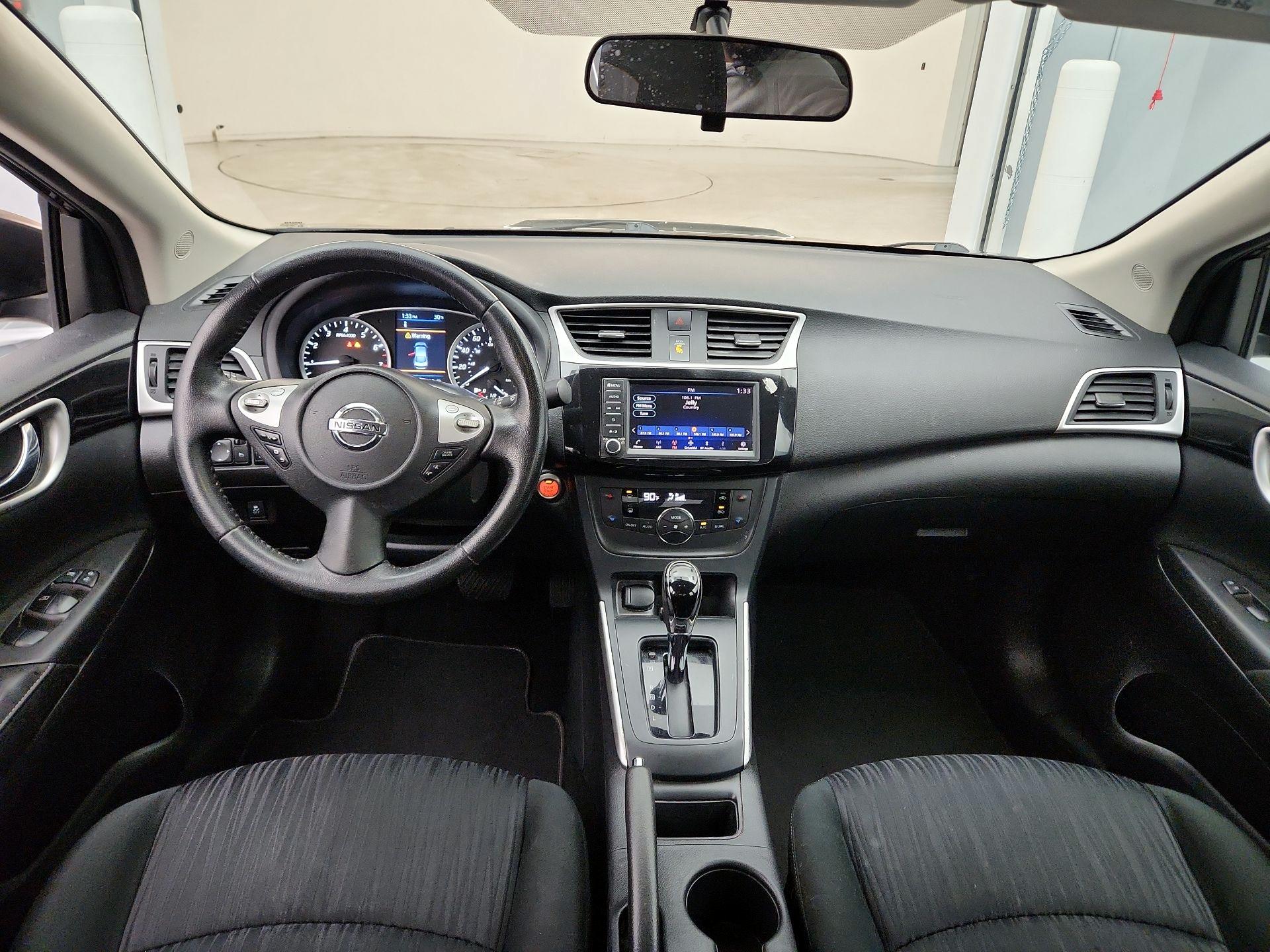 Thumbnail: 2019 Nissan Sentra - 9