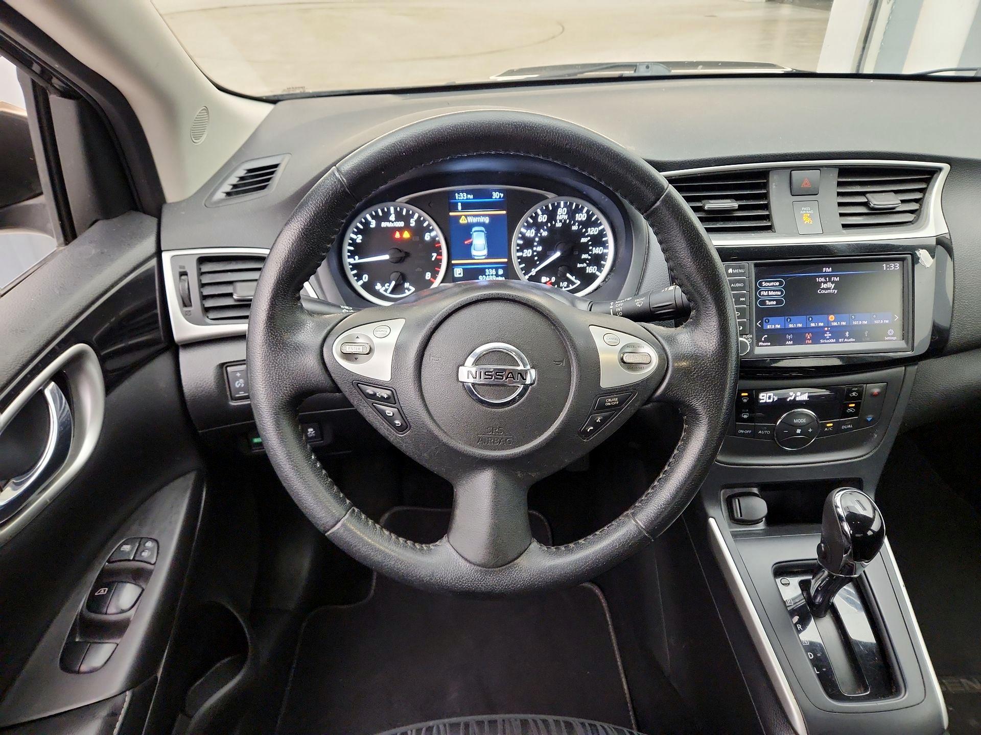 Thumbnail: 2019 Nissan Sentra - 10