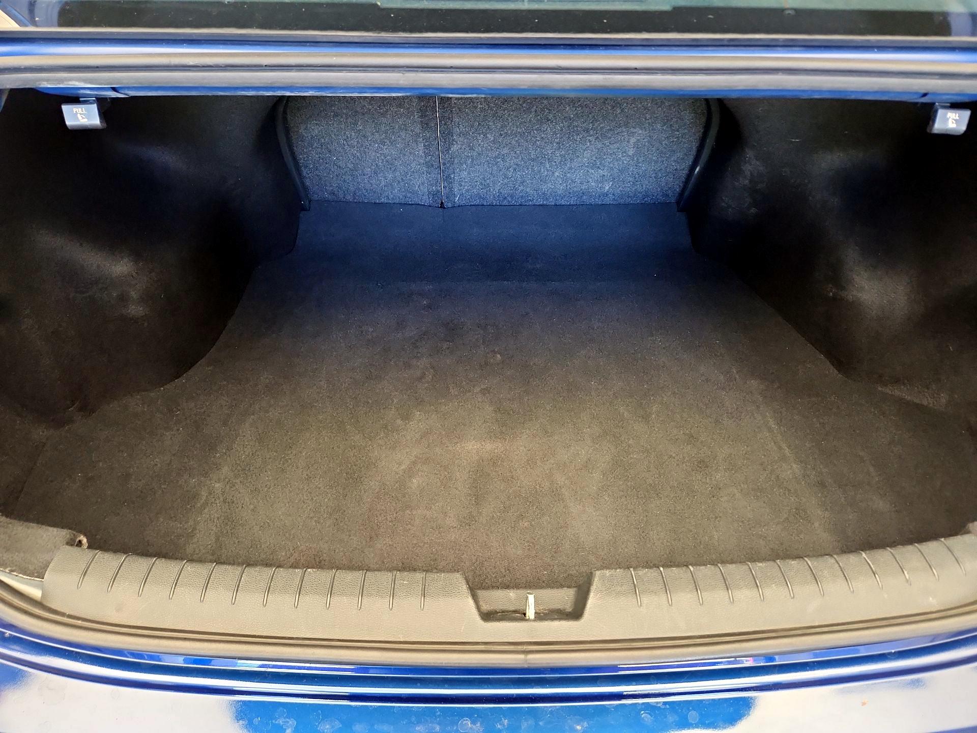 Thumbnail: 2015 Hyundai Sonata - 19