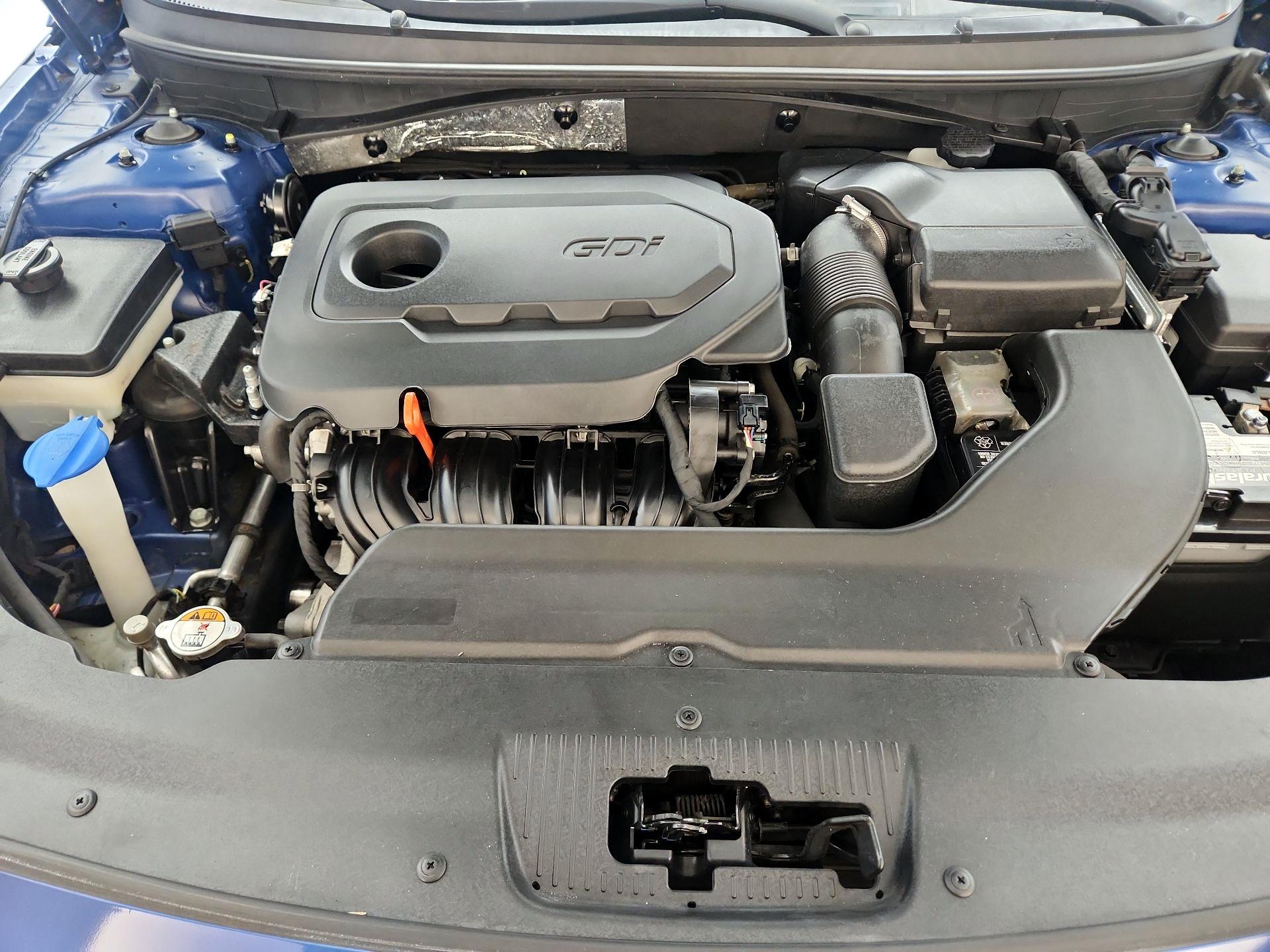 Thumbnail: 2015 Hyundai Sonata - 20