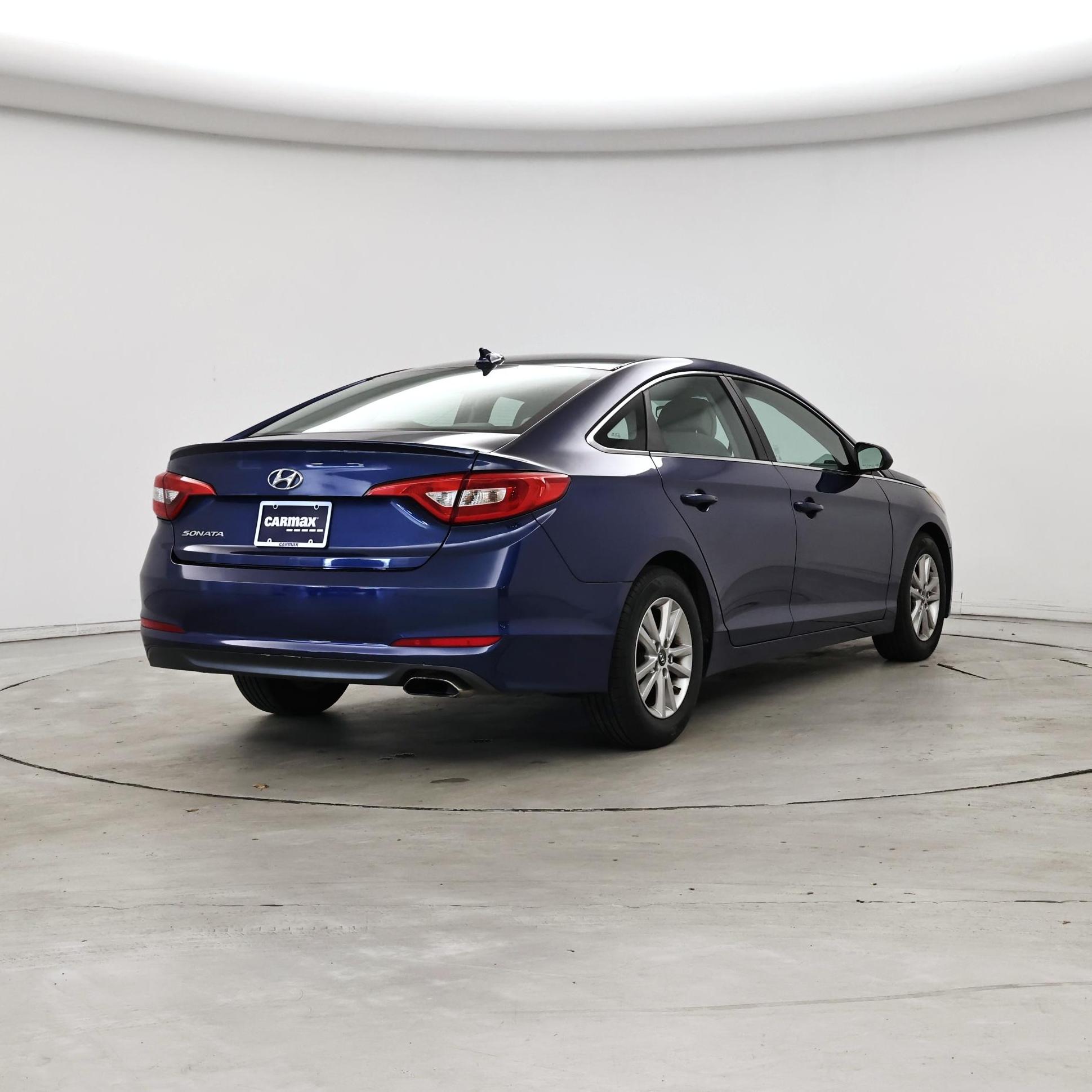 Thumbnail: 2015 Hyundai Sonata - 8