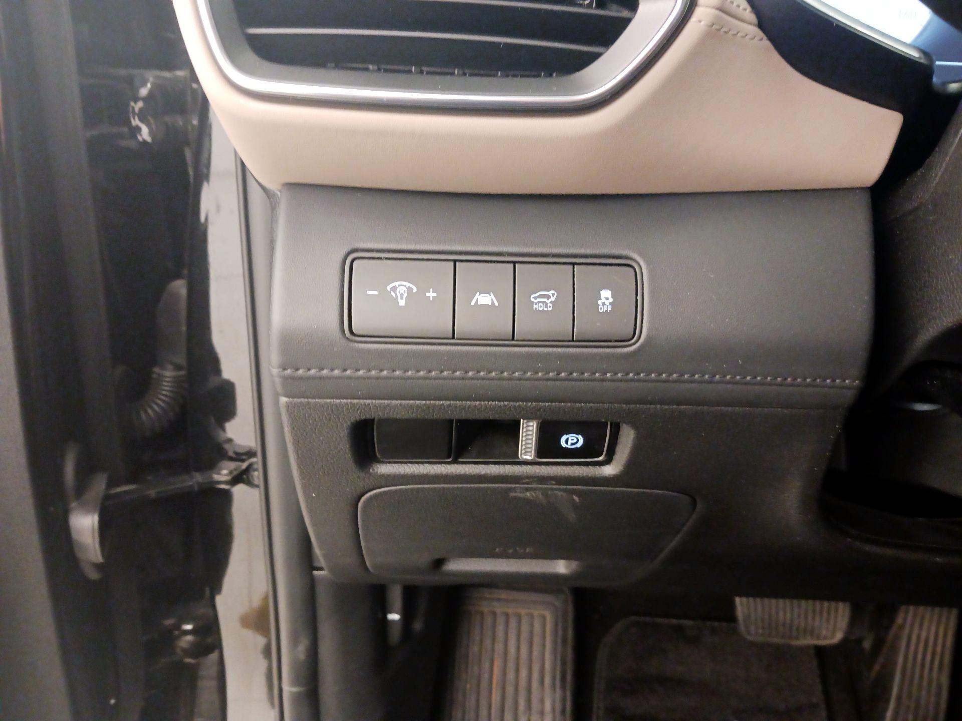 Thumbnail: 2023 Hyundai Santa Fe - 13