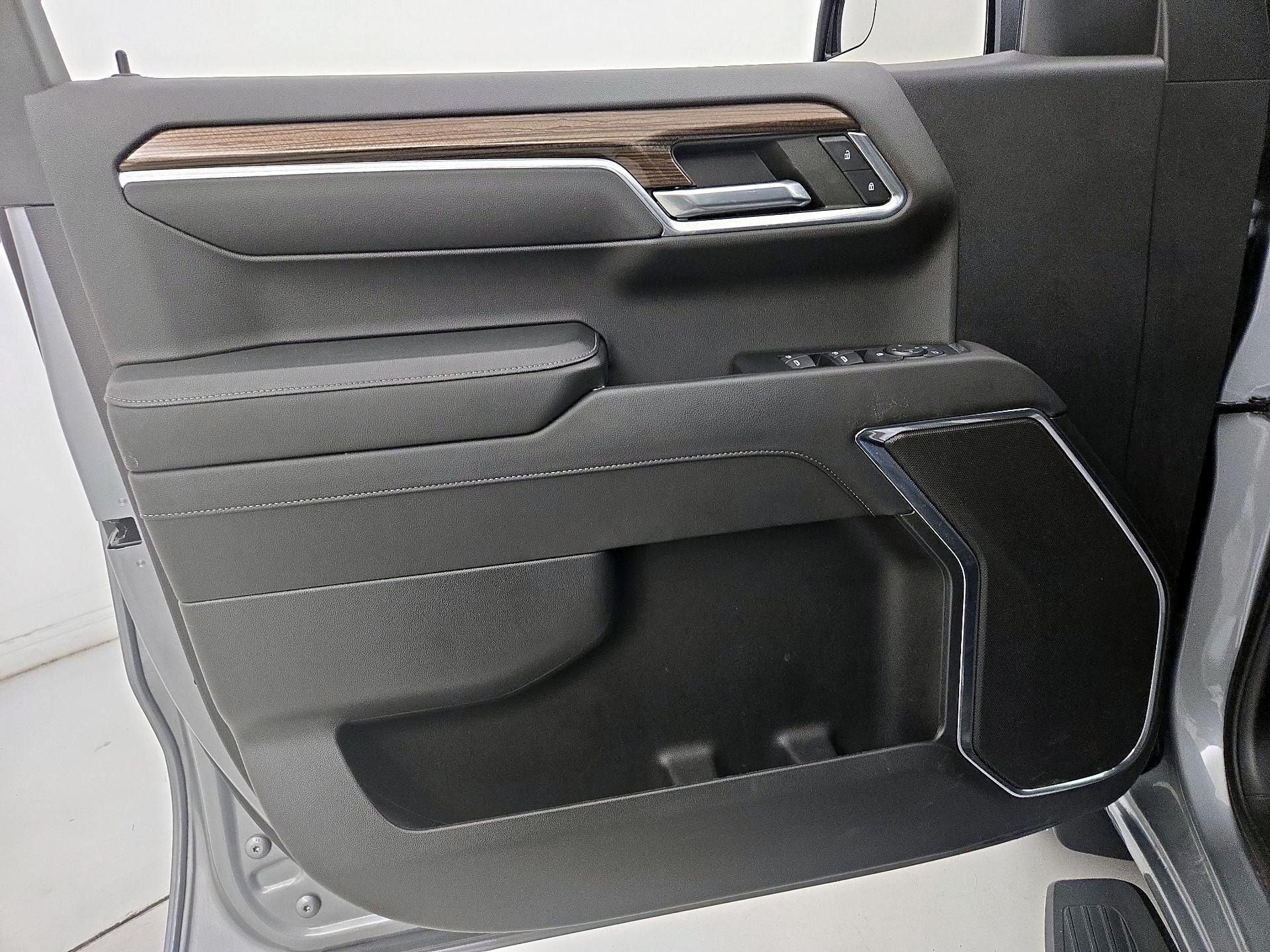 Thumbnail: 2023 Chevrolet Silverado 1500 - 12