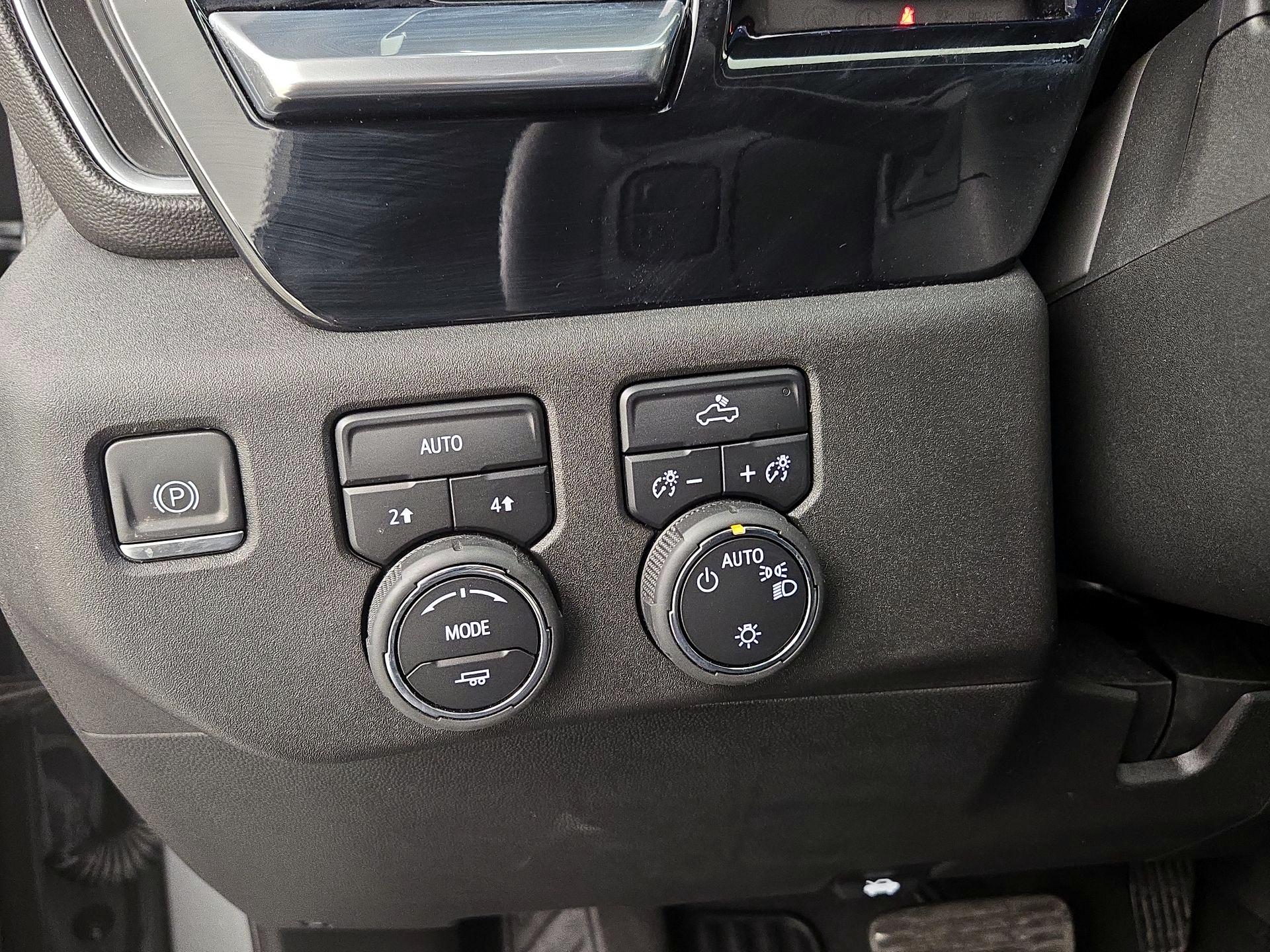 Thumbnail: 2023 Chevrolet Silverado 1500 - 13