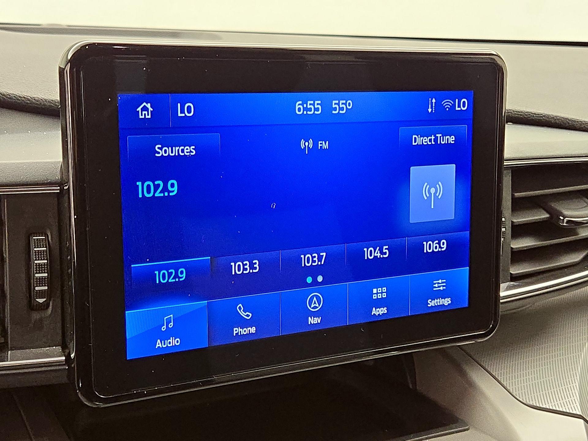 Thumbnail: 2022 Ford Explorer - 15