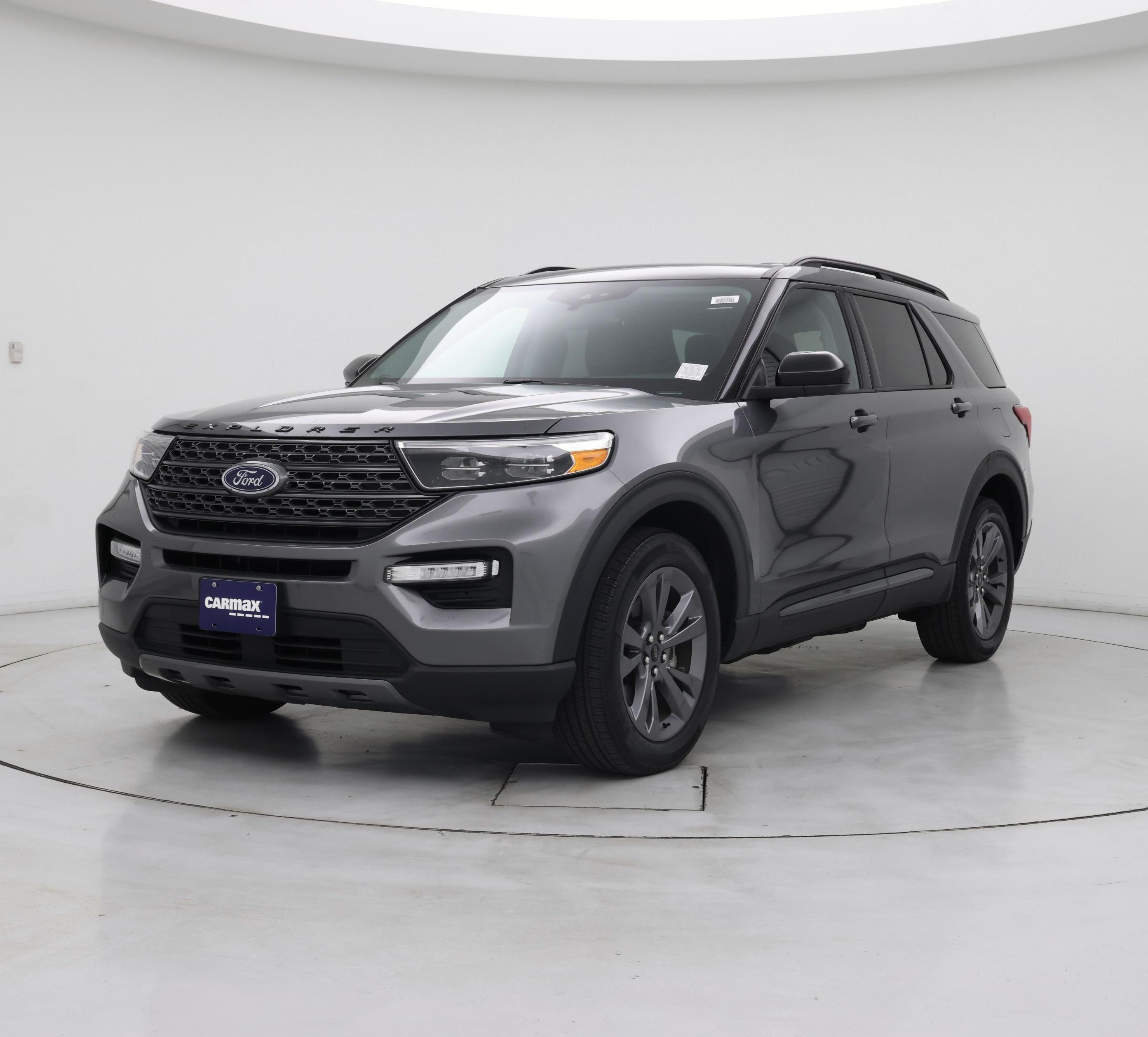 Thumbnail: 2022 Ford Explorer - 4