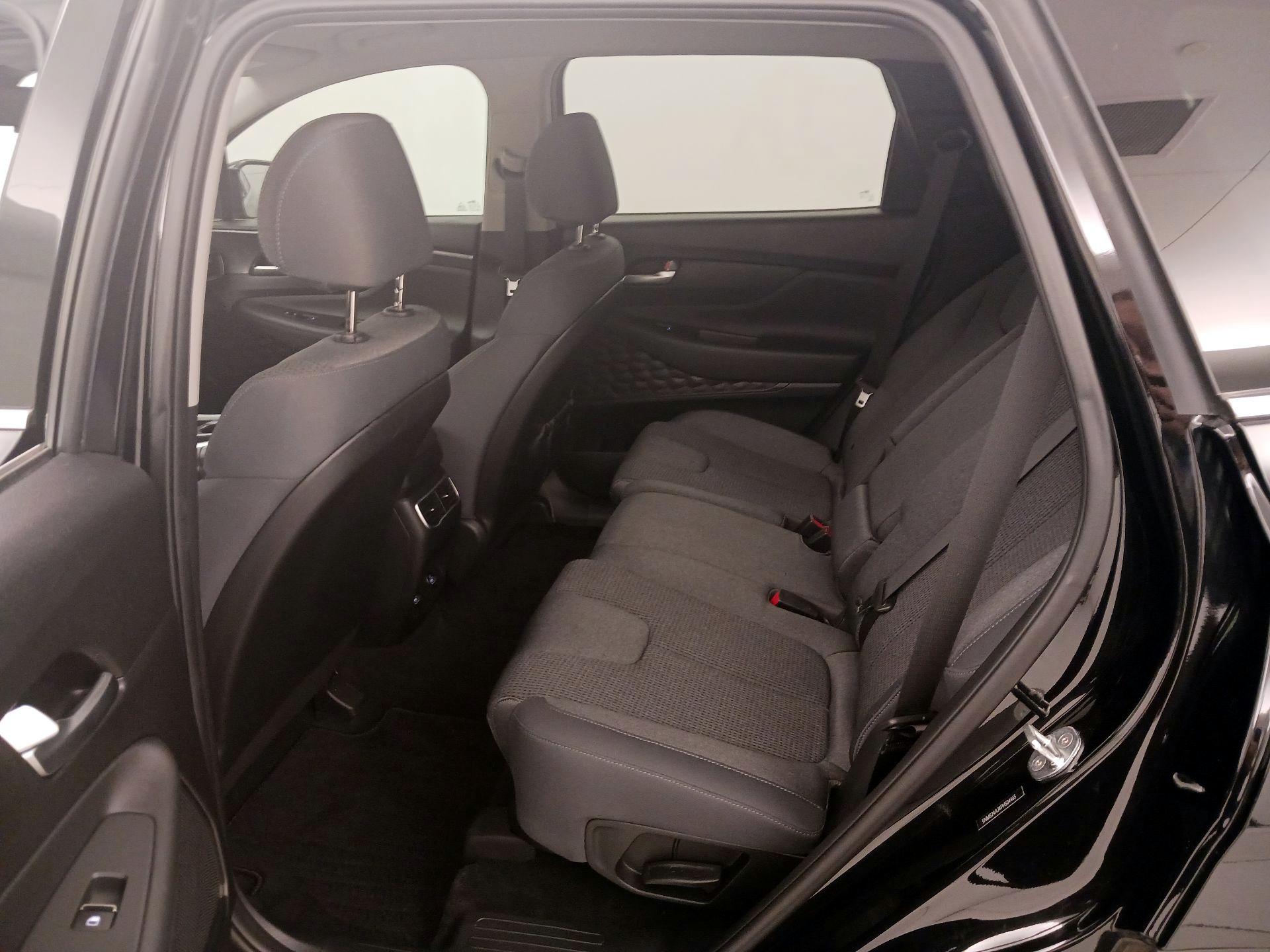 Thumbnail: 2023 Hyundai Santa Fe - 20