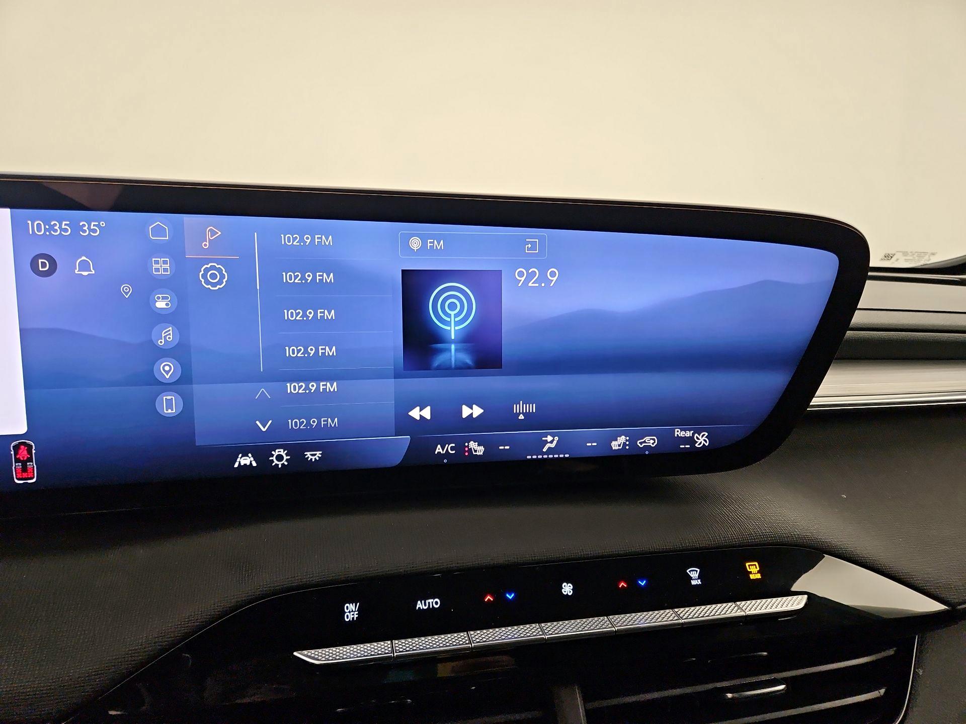 Thumbnail: 2025 Buick Enclave - 16