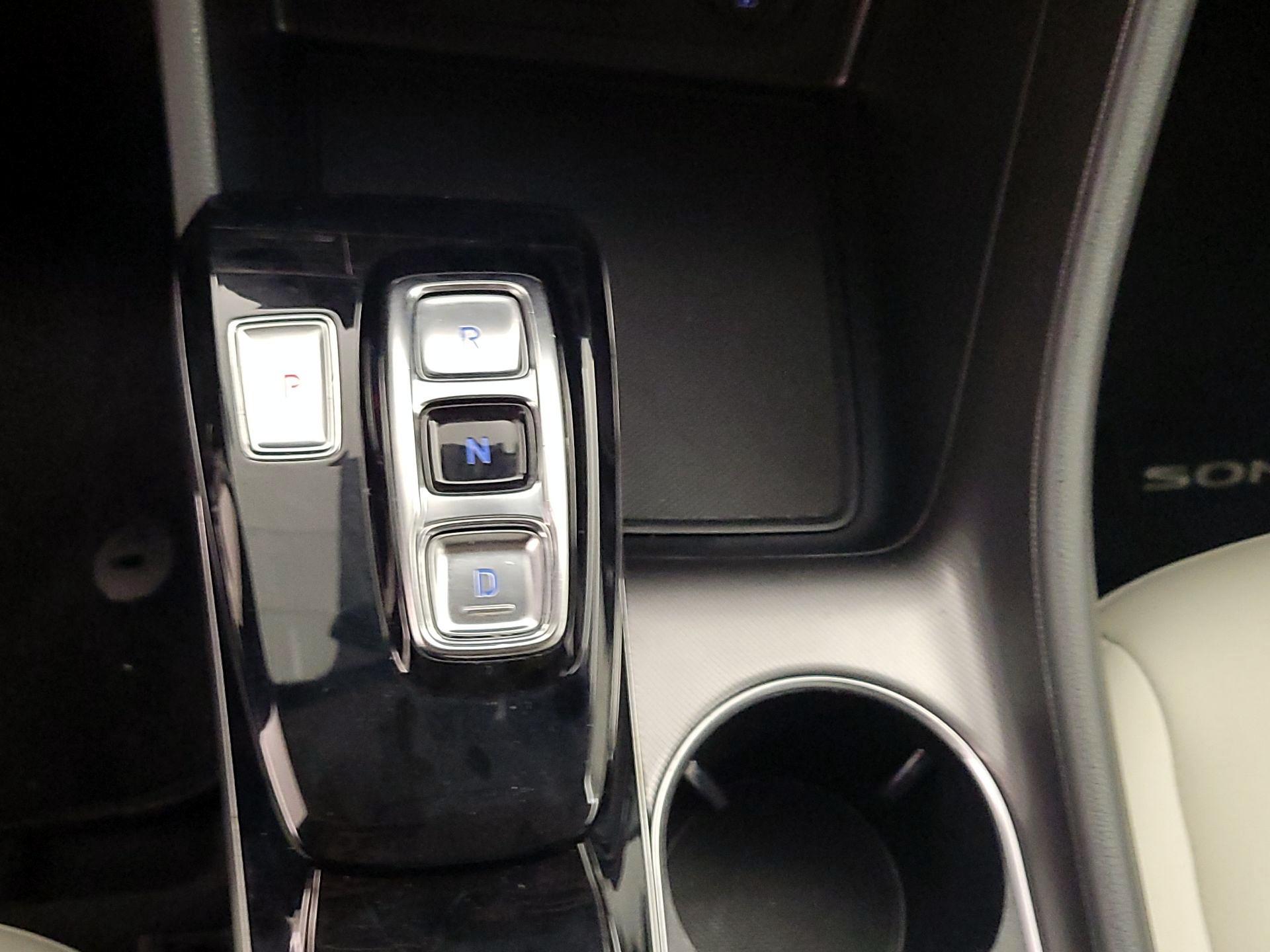 Thumbnail: 2023 Hyundai Sonata - 18