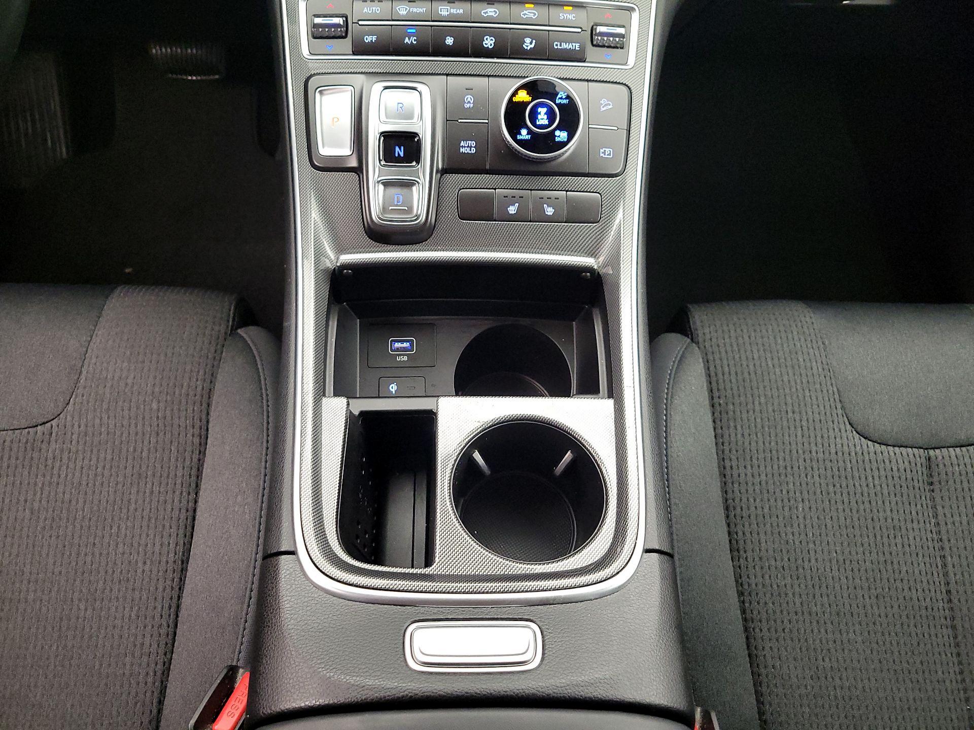 Thumbnail: 2023 Hyundai Santa Fe - 18