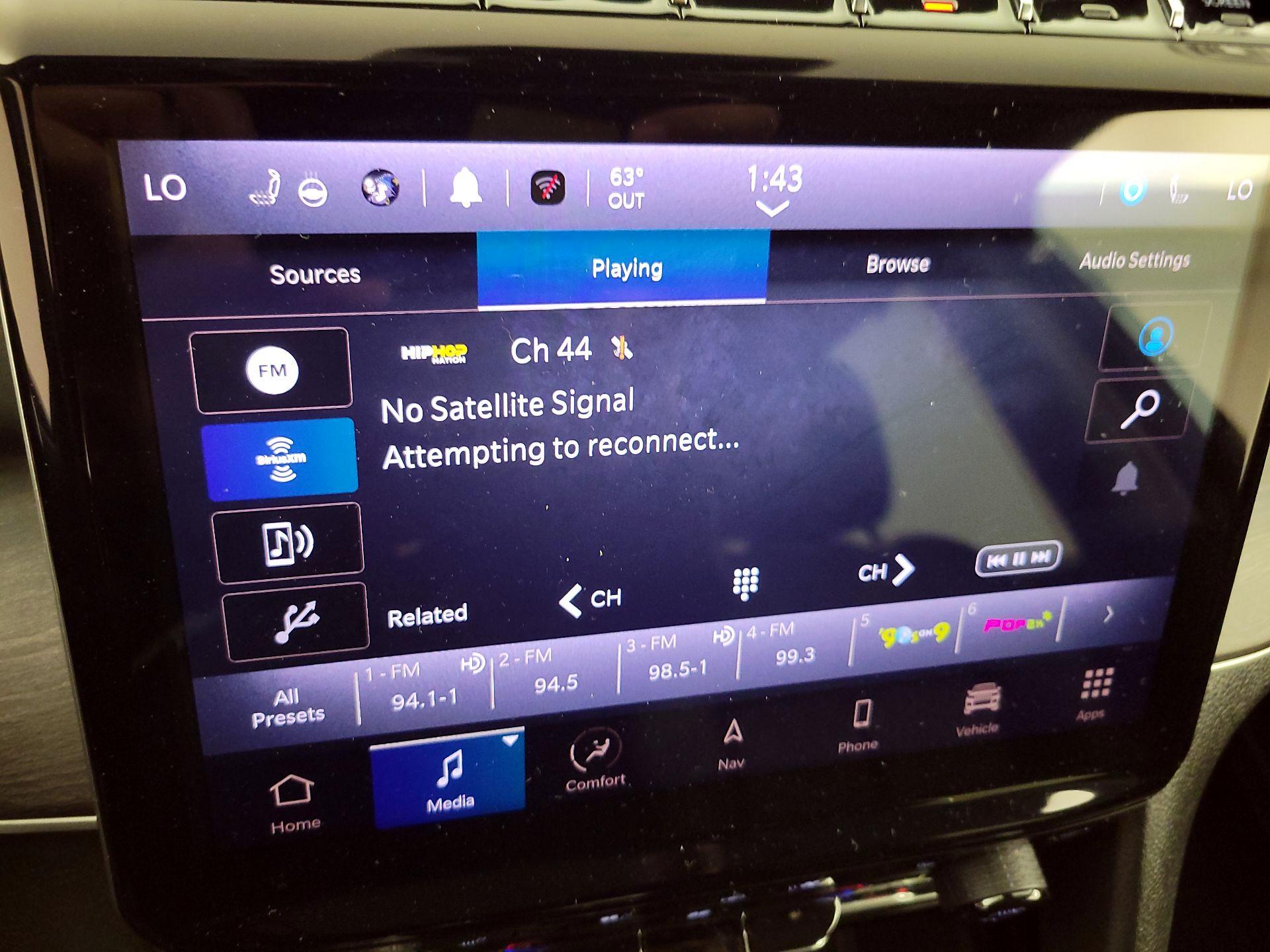 Thumbnail: 2022 Jeep Grand Cherokee - 16