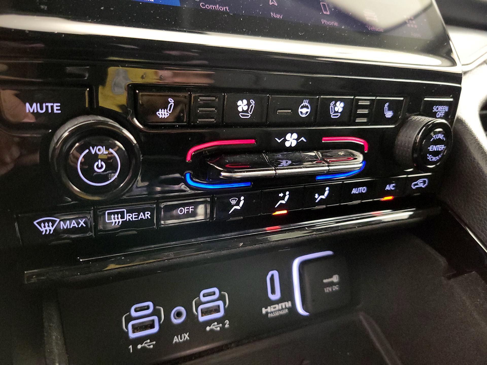 Thumbnail: 2022 Jeep Grand Cherokee - 17