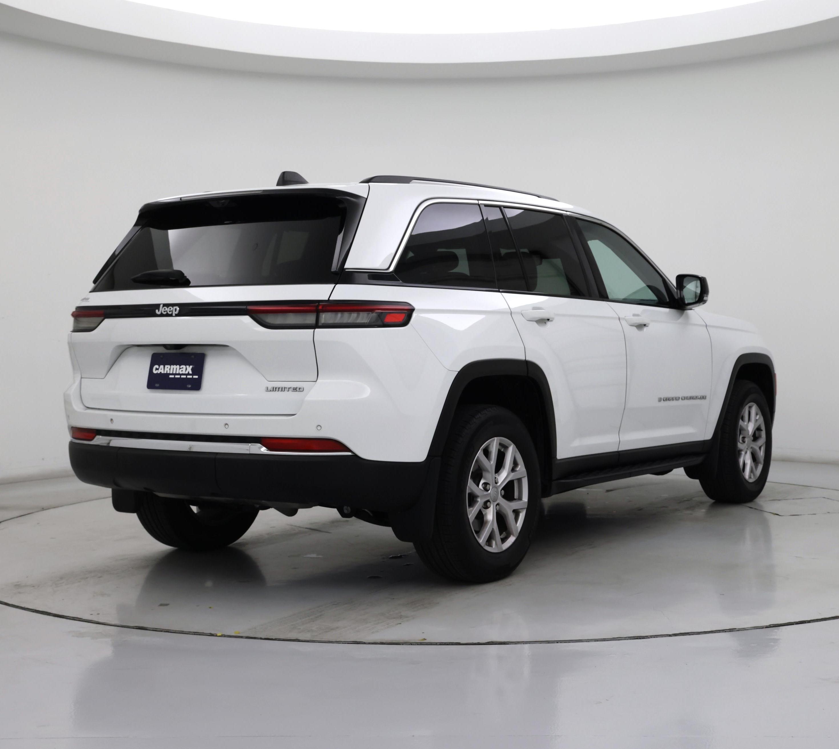 Thumbnail: 2022 Jeep Grand Cherokee - 8