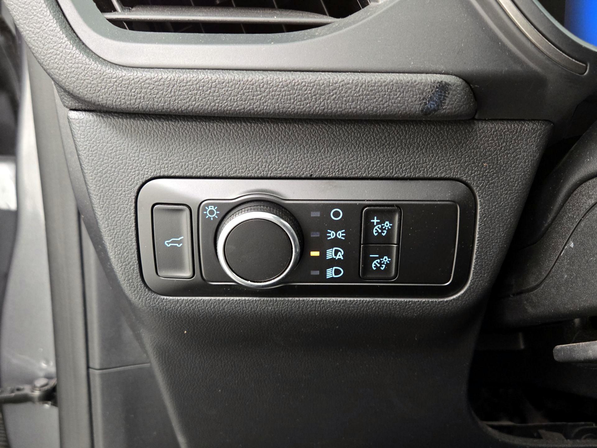 Thumbnail: 2023 Ford Escape - 13