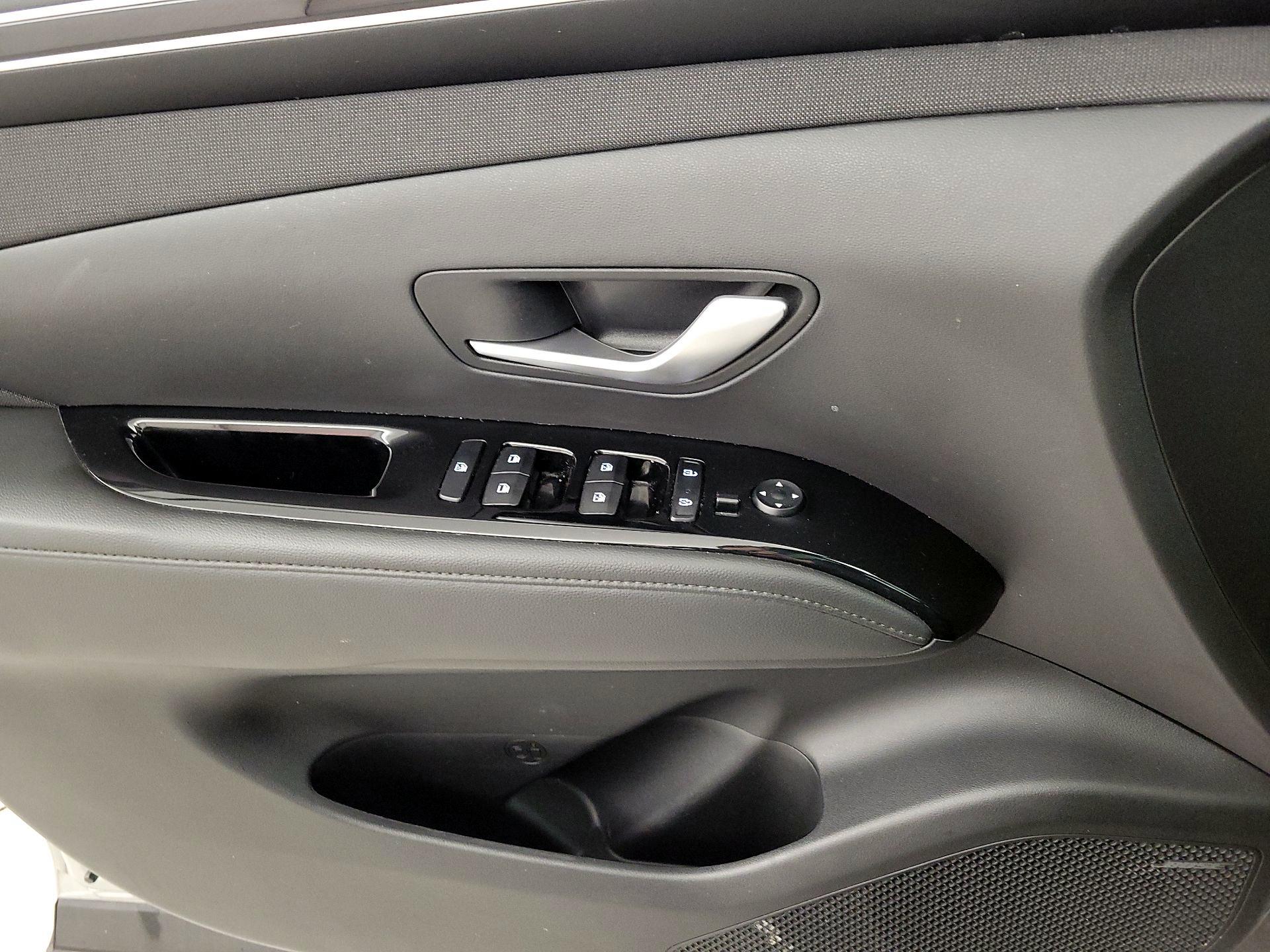 Thumbnail: 2023 Hyundai Tucson - 12