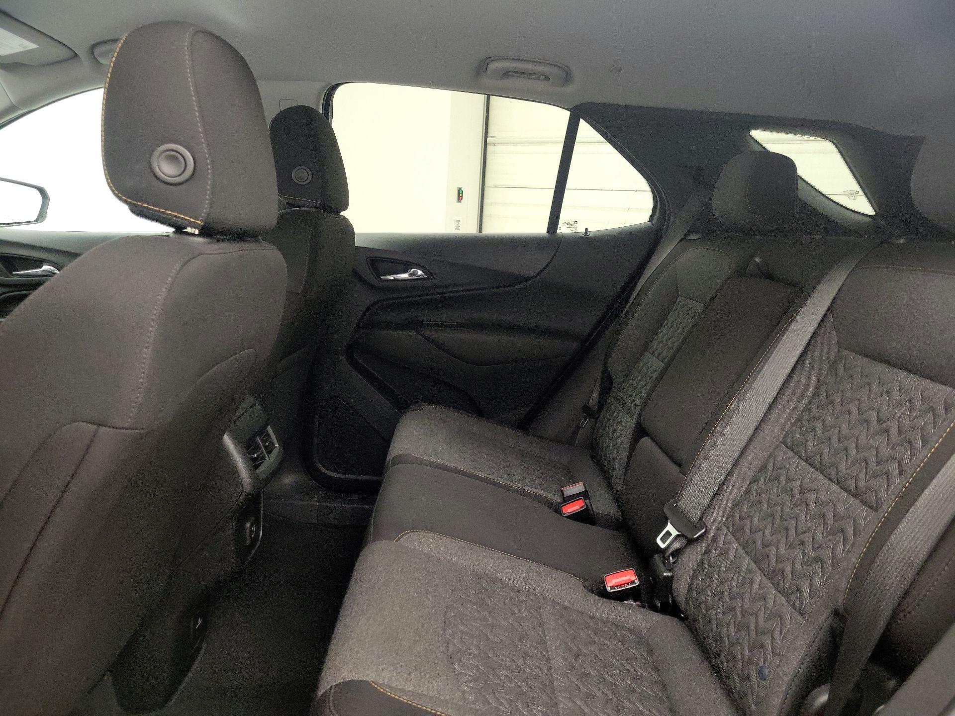 Thumbnail: 2022 Chevrolet Equinox - 20