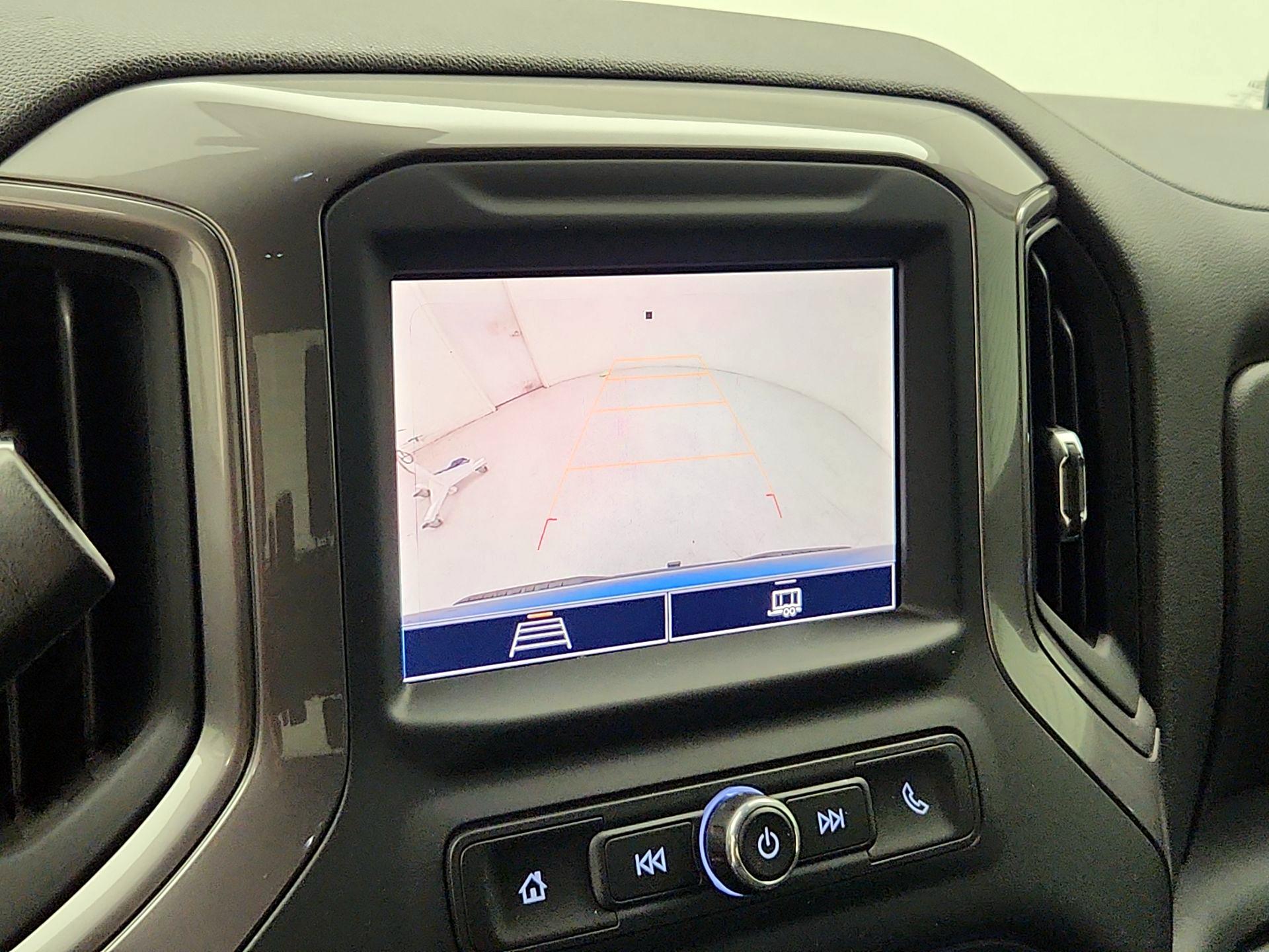 Thumbnail: 2022 Chevrolet Silverado 1500 - 14