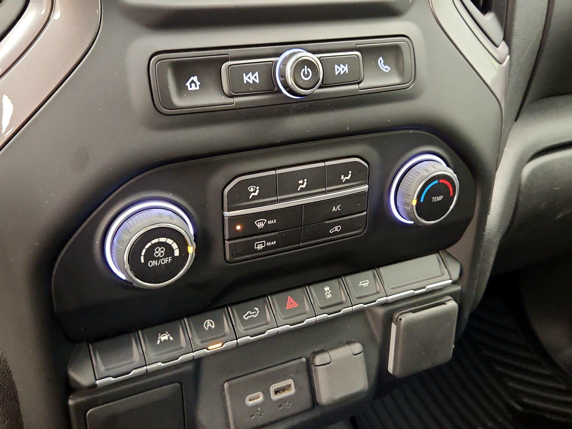 Thumbnail: 2022 Chevrolet Silverado 1500 - 16