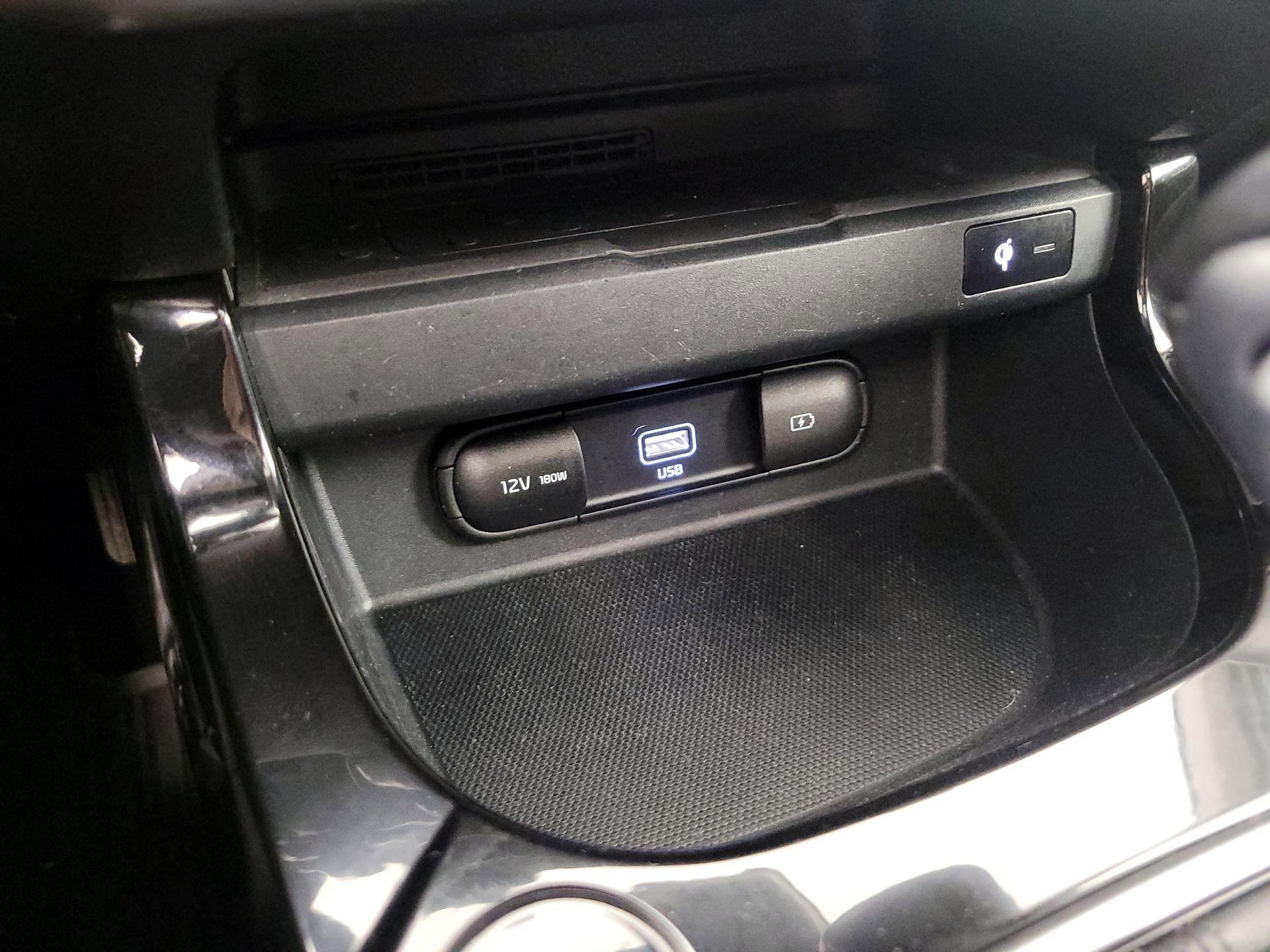 Thumbnail: 2023 Kia Seltos - 19