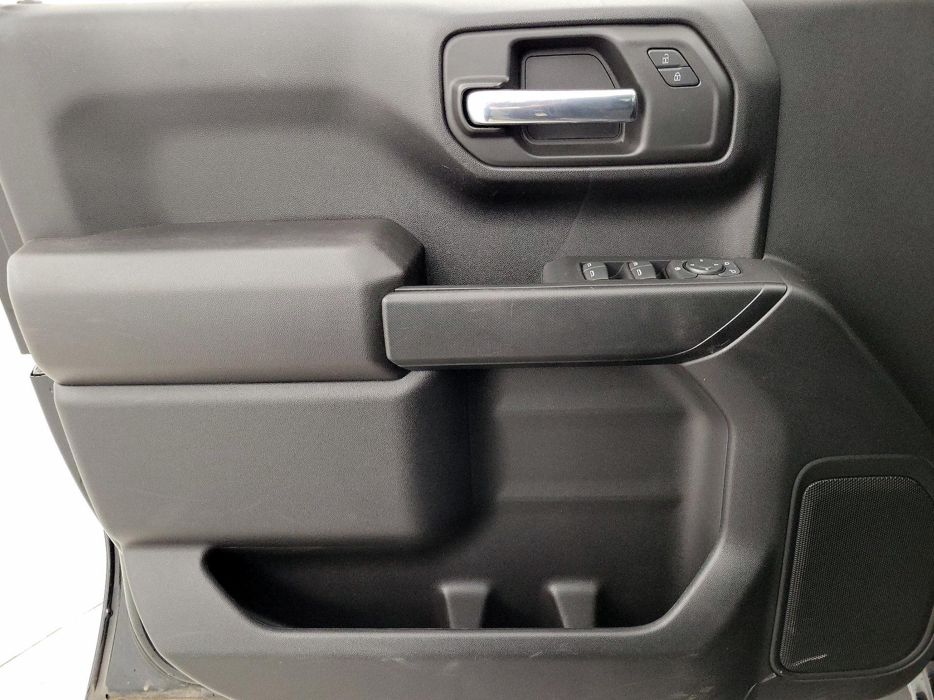 Thumbnail: 2022 Chevrolet Silverado 1500 - 12