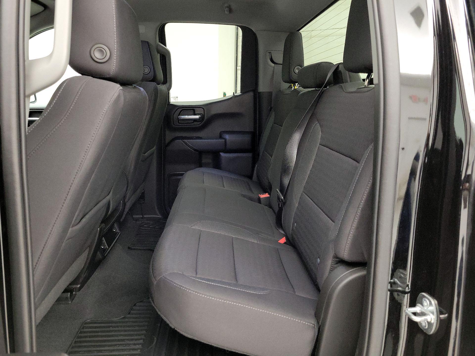 Thumbnail: 2022 Chevrolet Silverado 1500 - 19