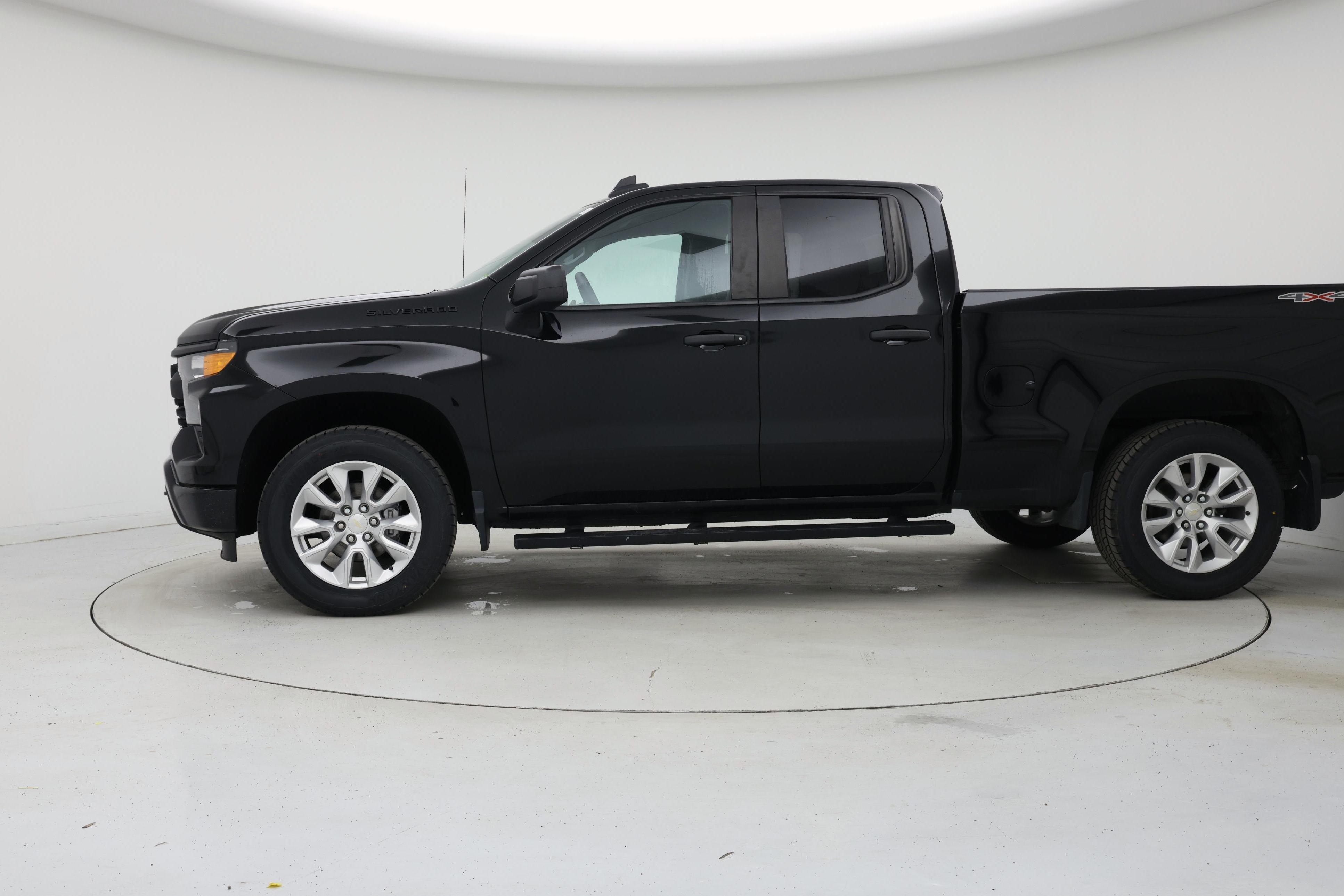 Thumbnail: 2022 Chevrolet Silverado 1500 - 3