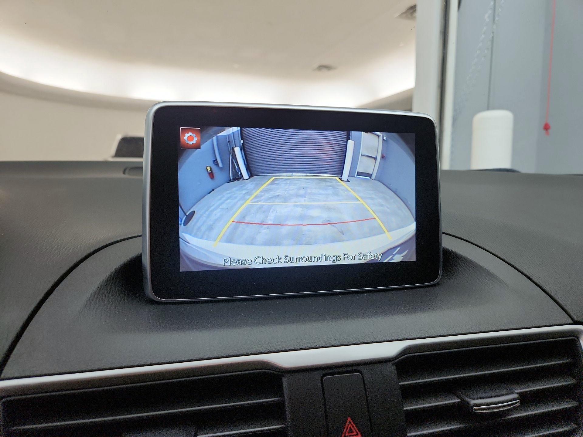 Thumbnail: 2016 Mazda Mazda3 - 14