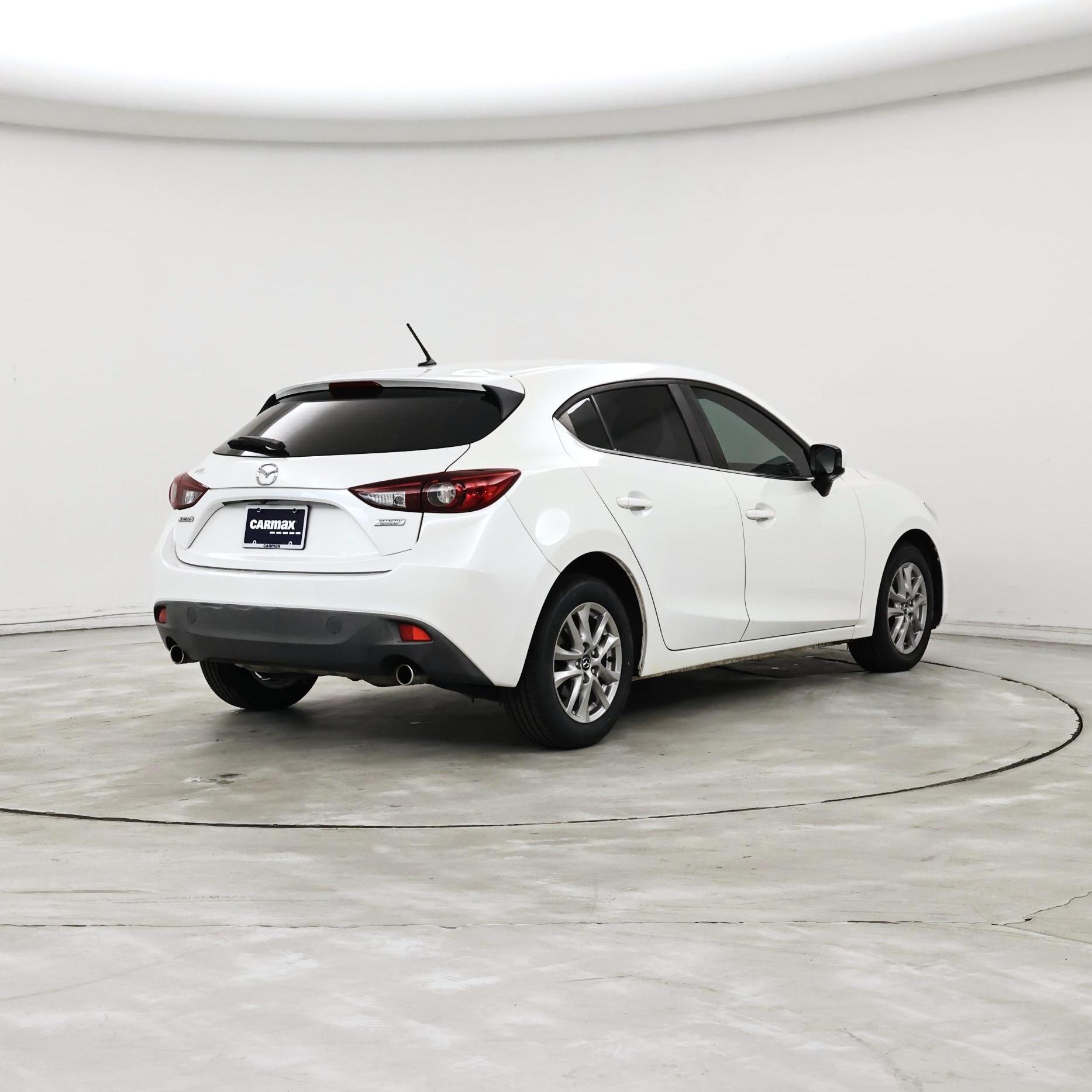 Thumbnail: 2016 Mazda Mazda3 - 8