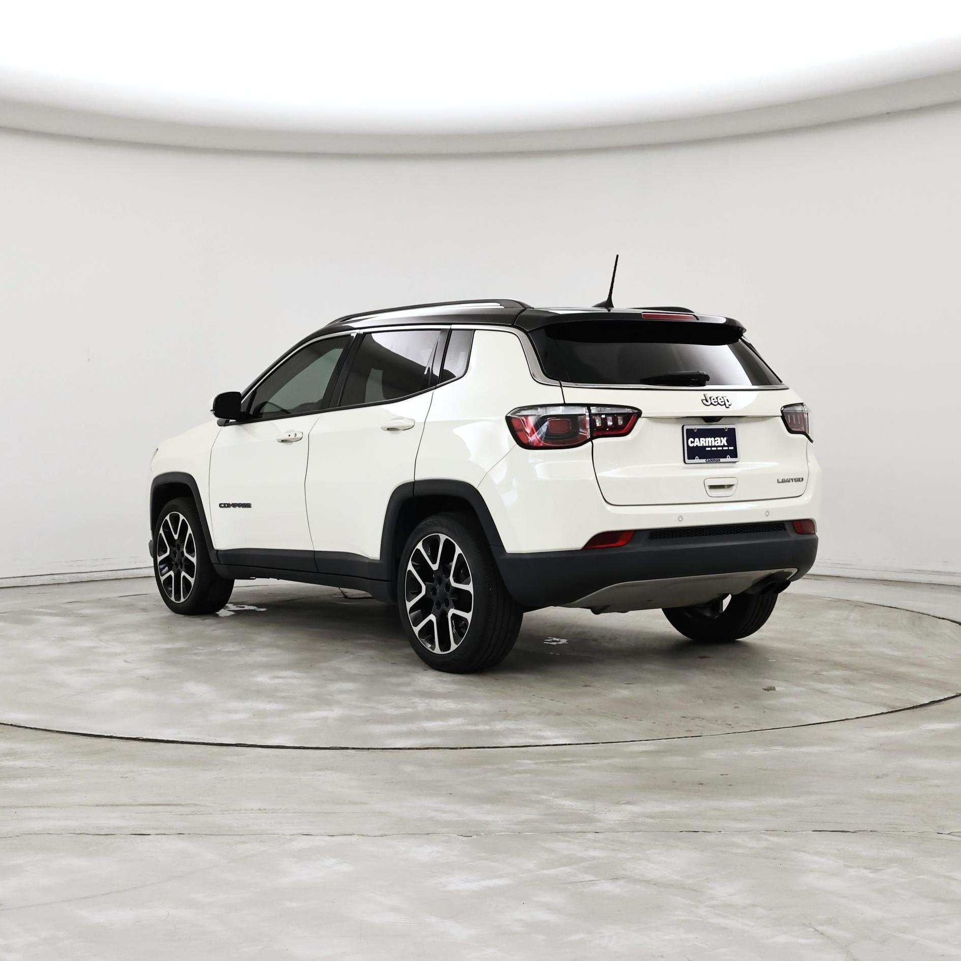 Thumbnail: 2019 Jeep Compass - 2