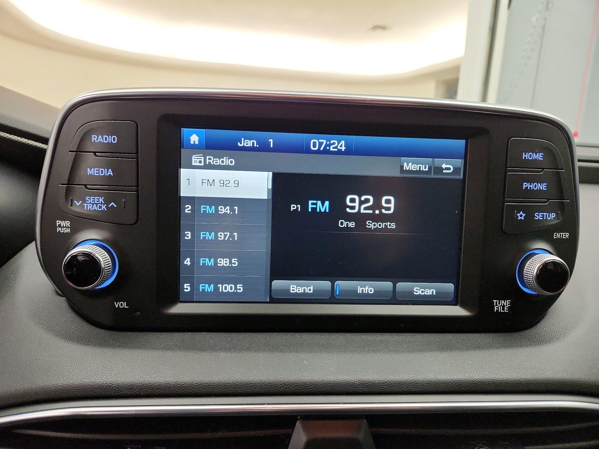 Thumbnail: 2019 Hyundai Santa Fe - 15